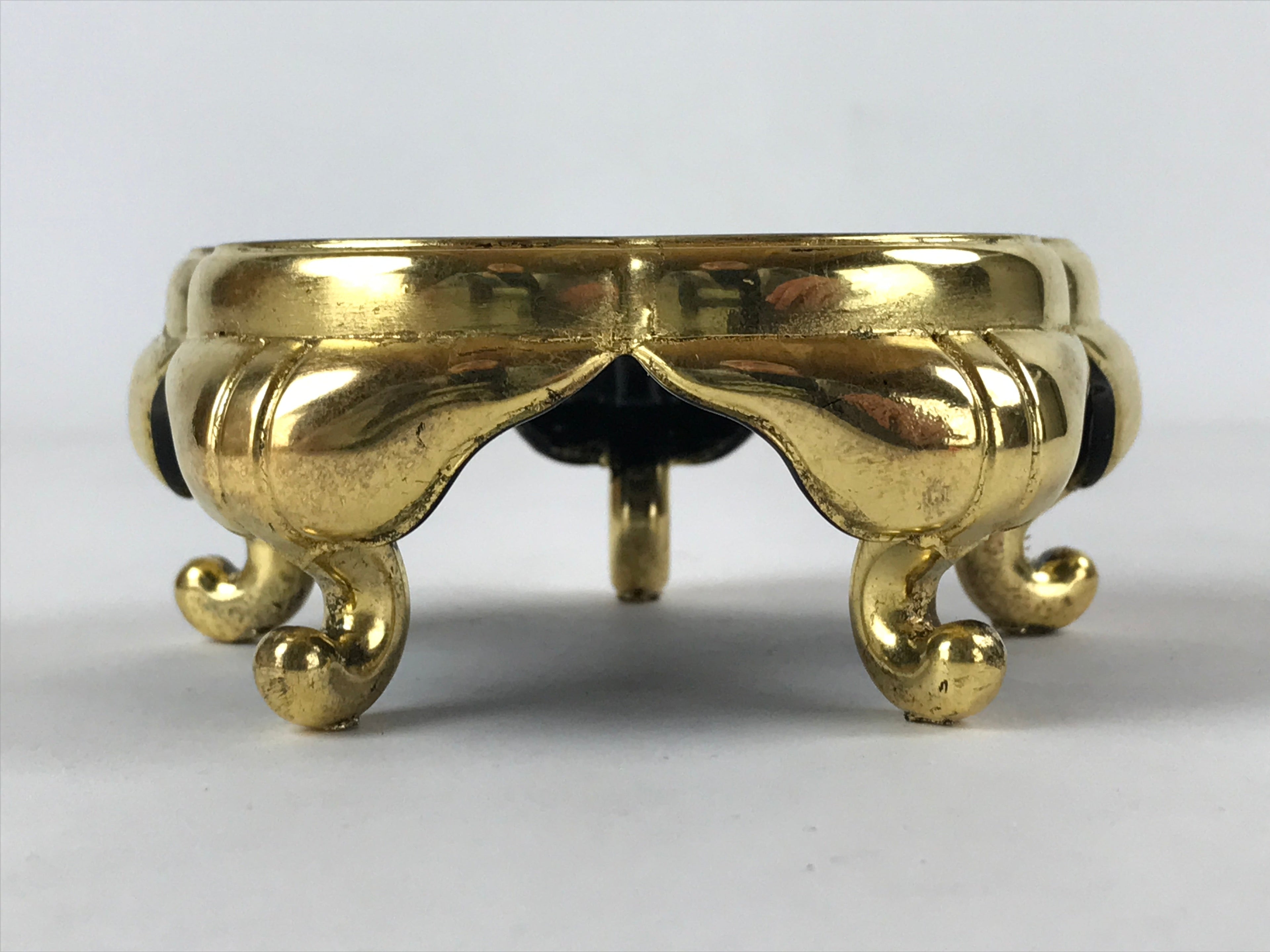 Japanese Buddhist Altar Fitting Offering Cup Stand Vtg Bukki Black Gold BA191