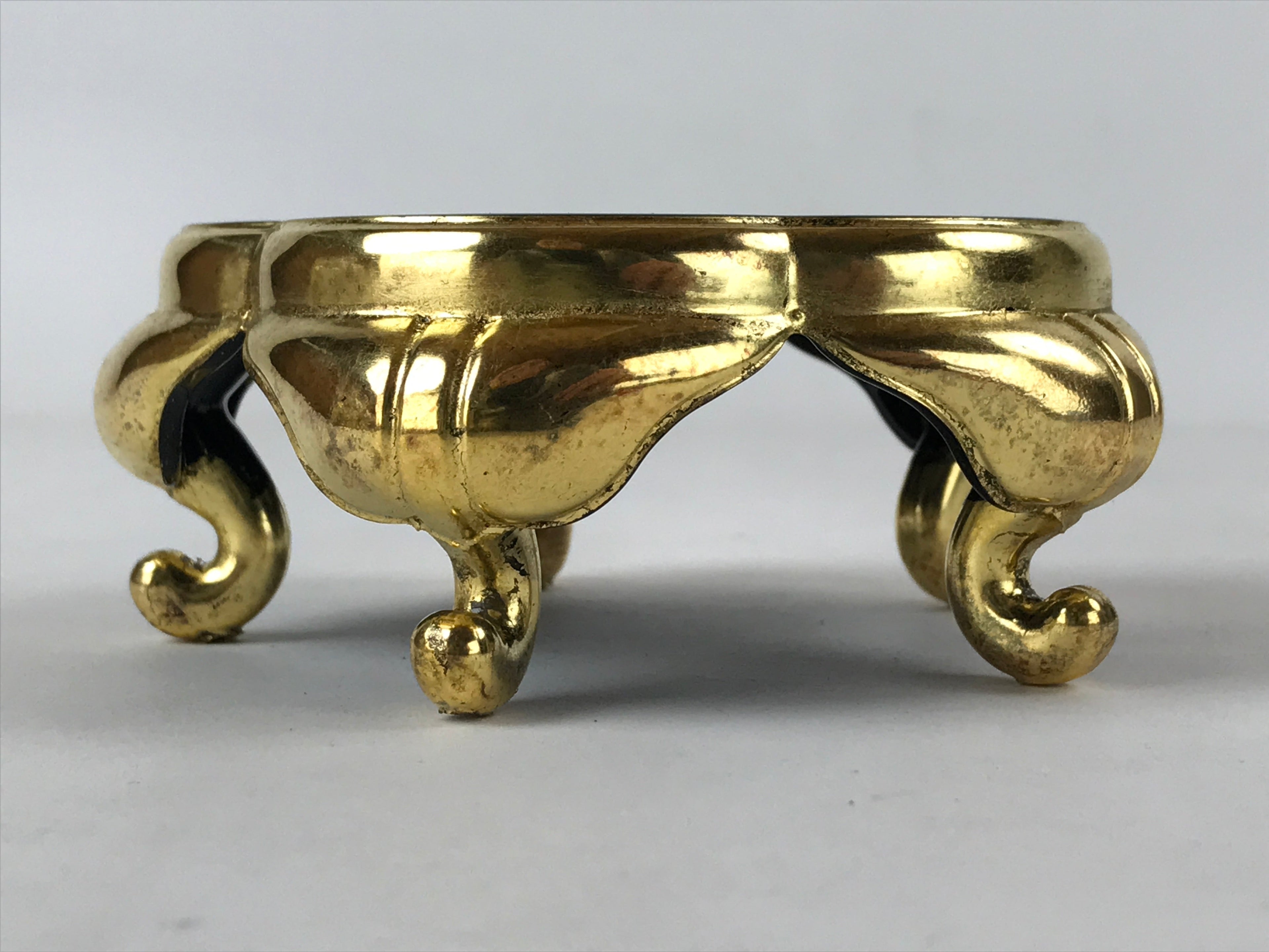 Japanese Buddhist Altar Fitting Offering Cup Stand Vtg Bukki Black Gold BA191
