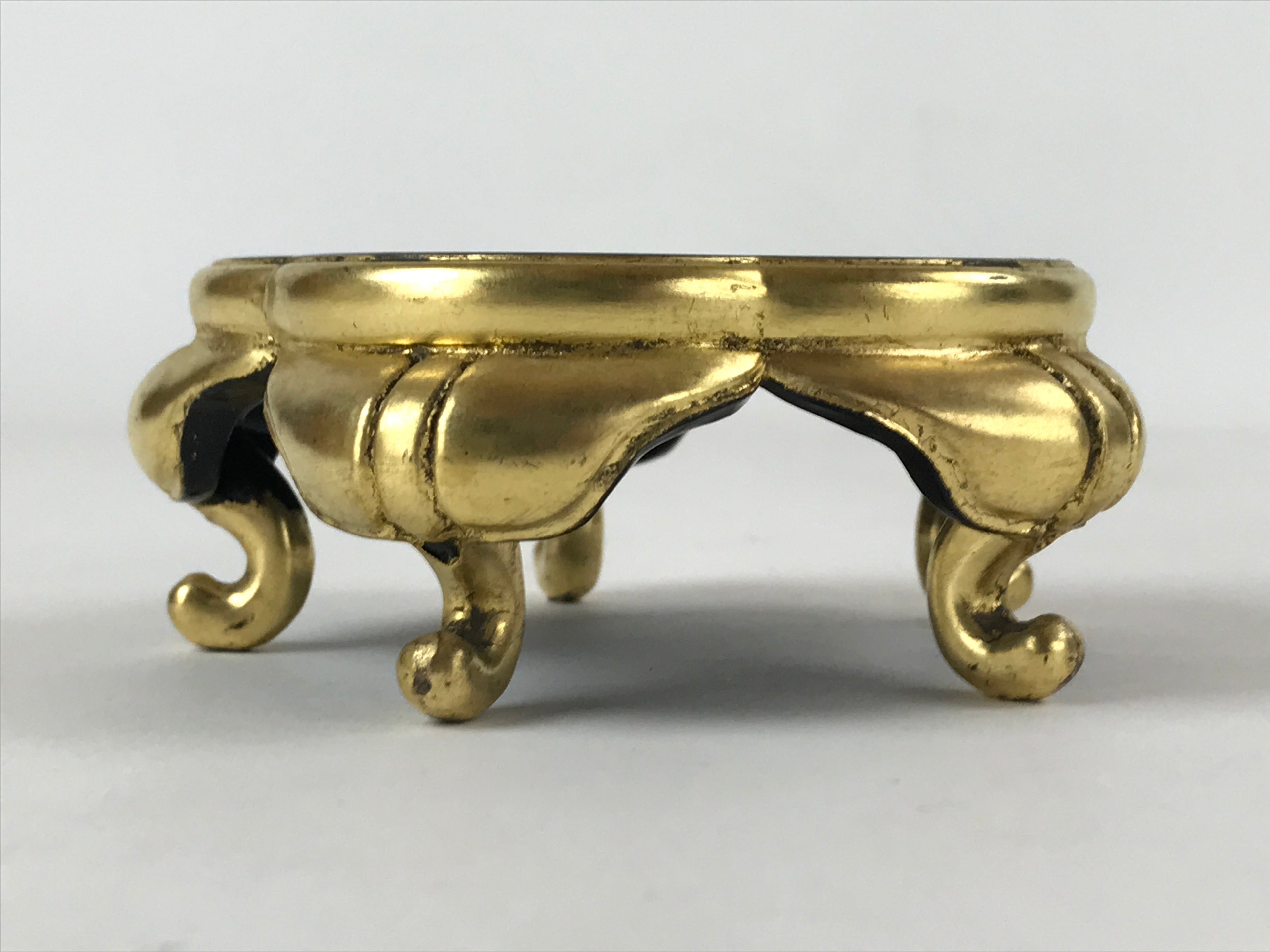 Japanese Buddhist Altar Fitting Offering Cup Stand Vtg Bukki Black Gold BA192