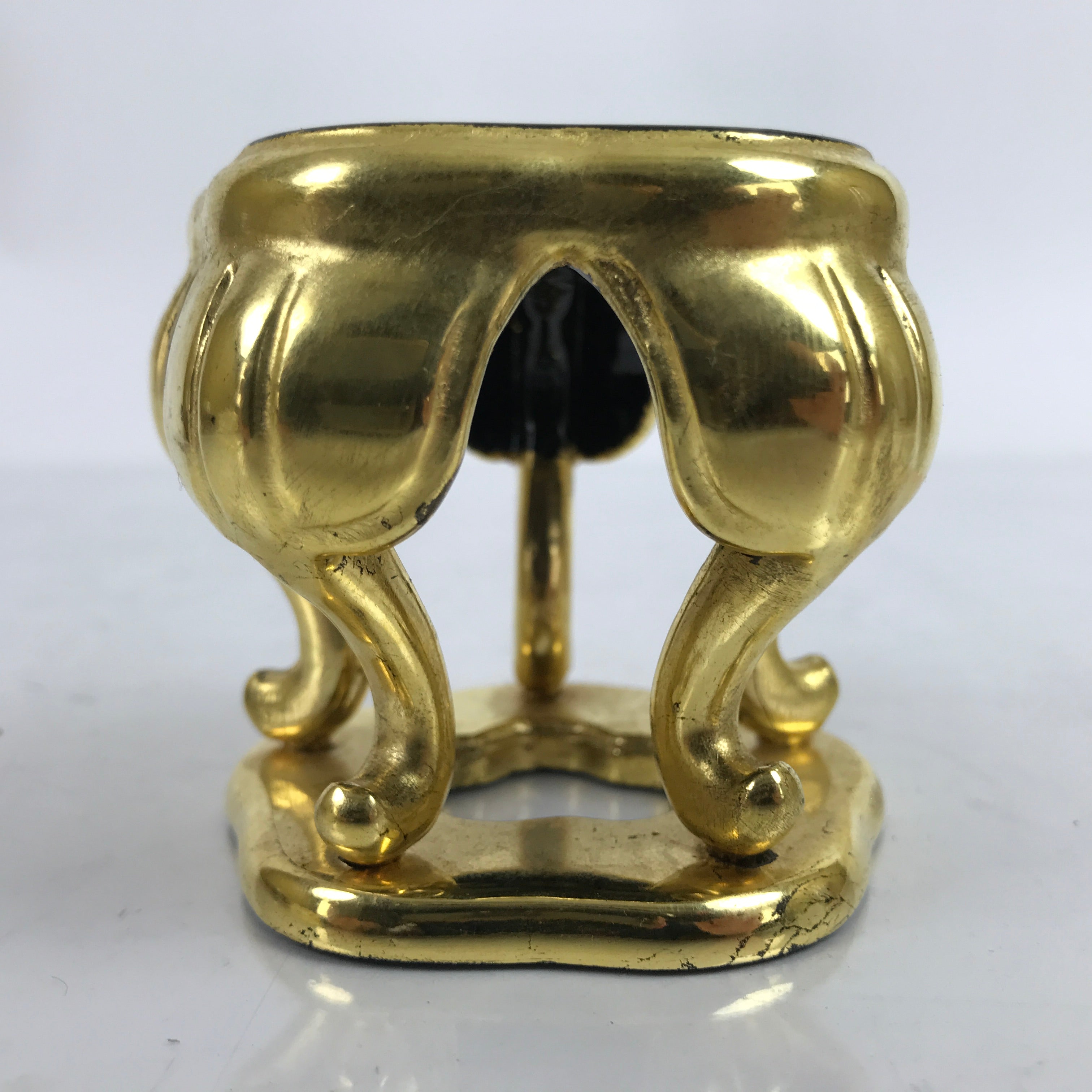 Japanese Buddhist Altar Fitting Offering Cup Stand Vtg Bukki Black Gold BA358