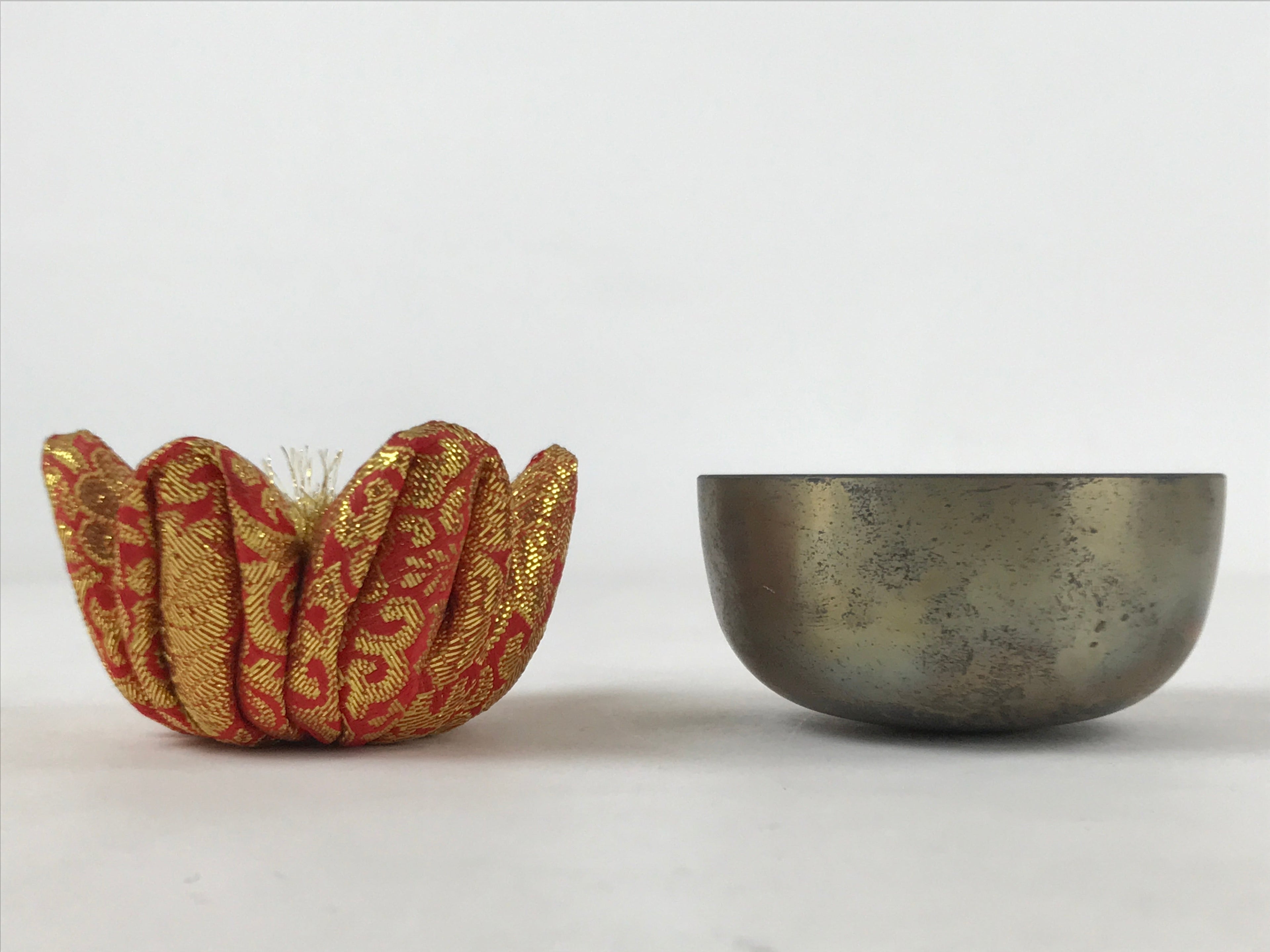 Japanese Buddhist Altar Fitting Orin Bell Singing Bowl Vtg Pillow Striker BA244