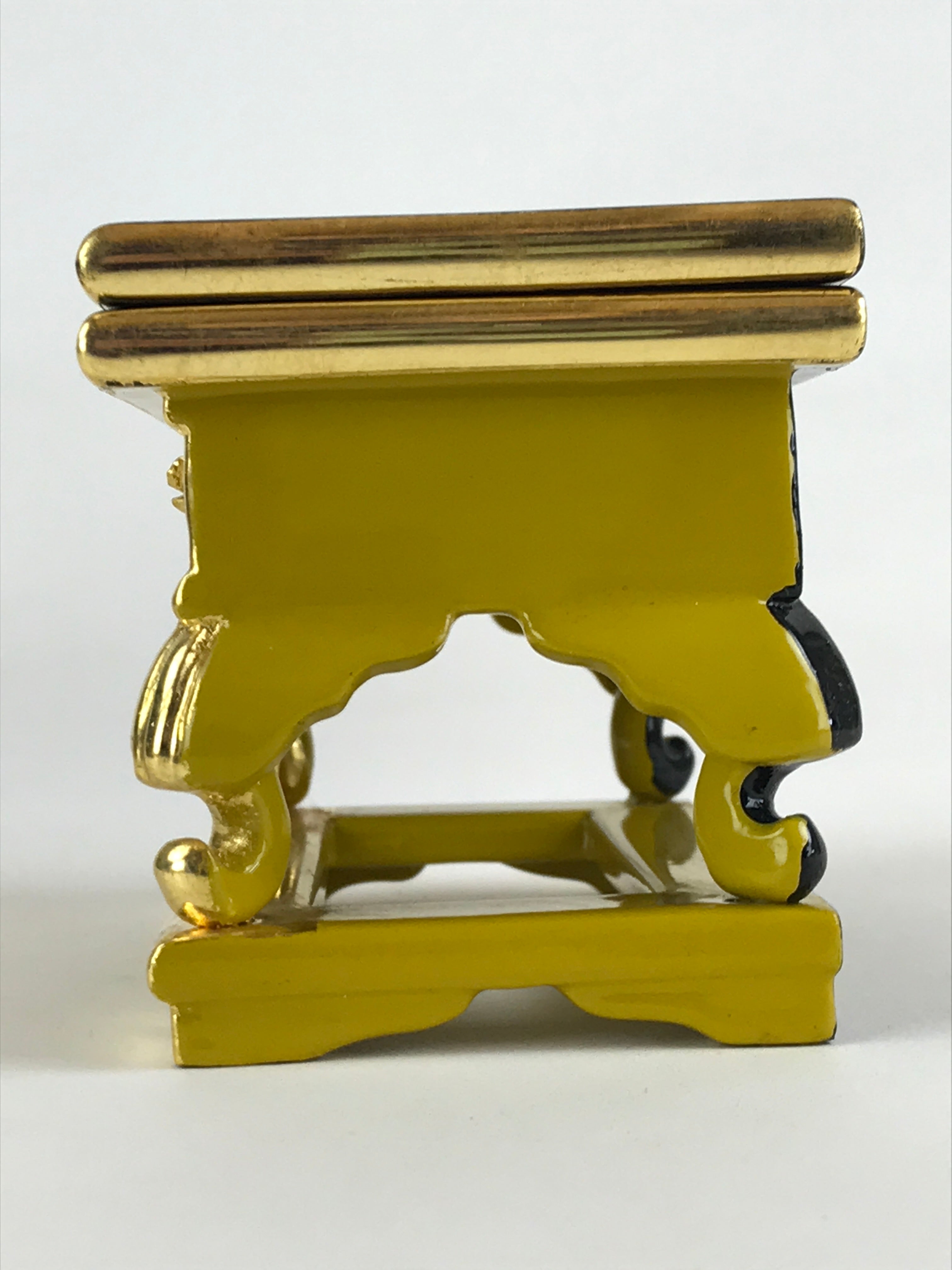 Japanese Buddhist Altar Fitting Wood Lacquer Offering Table Maejyoku Uwajyoku BU