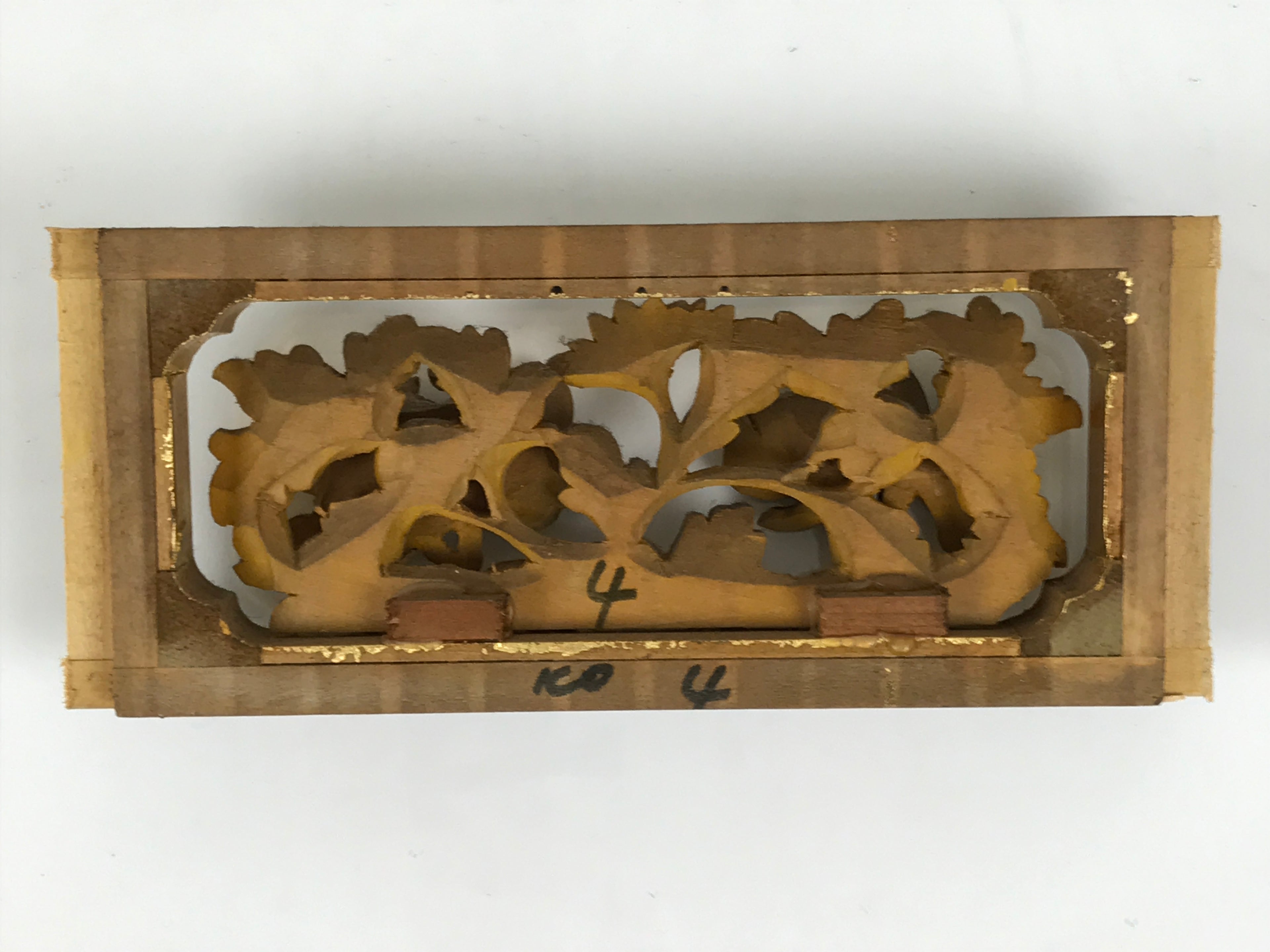 Japanese Buddhist Altar Lacquer Wood Chrysanthemum Butsudan Spare Part Gold BP4