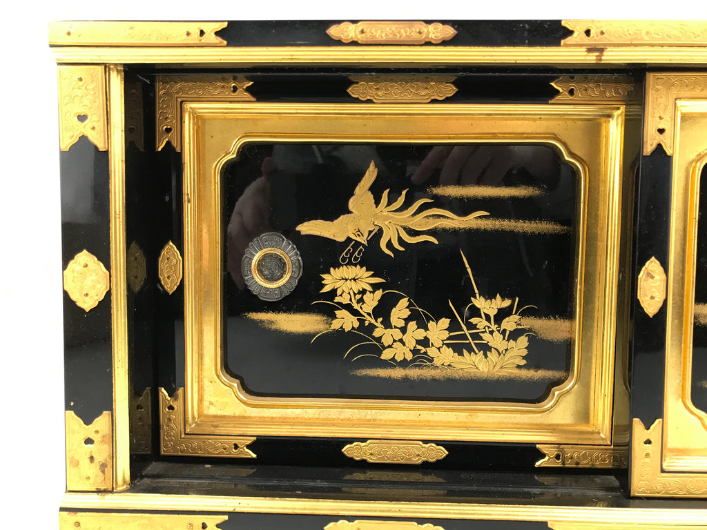 Japanese Buddhist Altar Lacquer Wood Sliding Doors Brass Black Gold Makie BP23