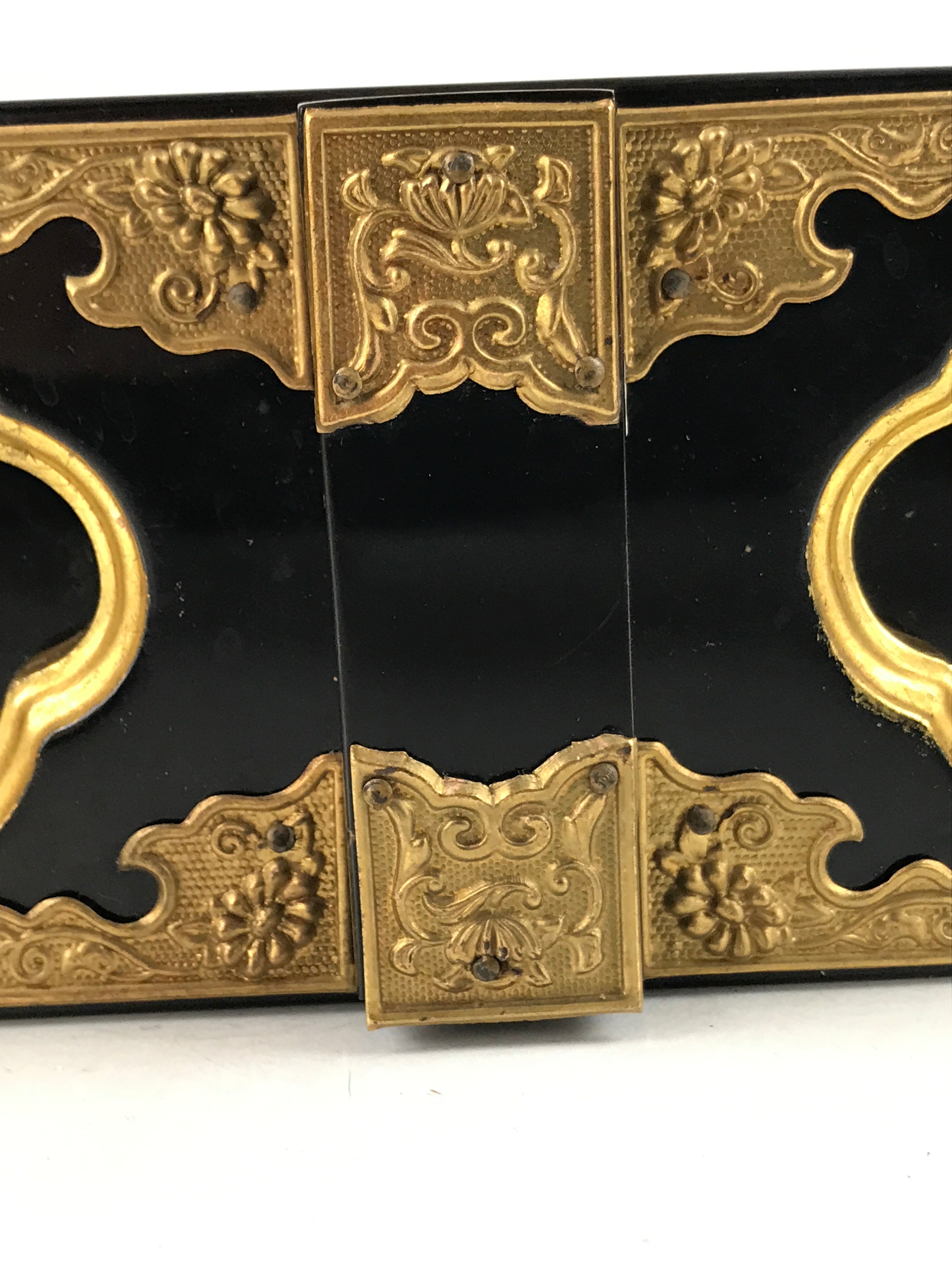 Japanese Buddhist Altar Lacquered Drawer Vtg Gilt Makie Lotus Raden Gold BA428