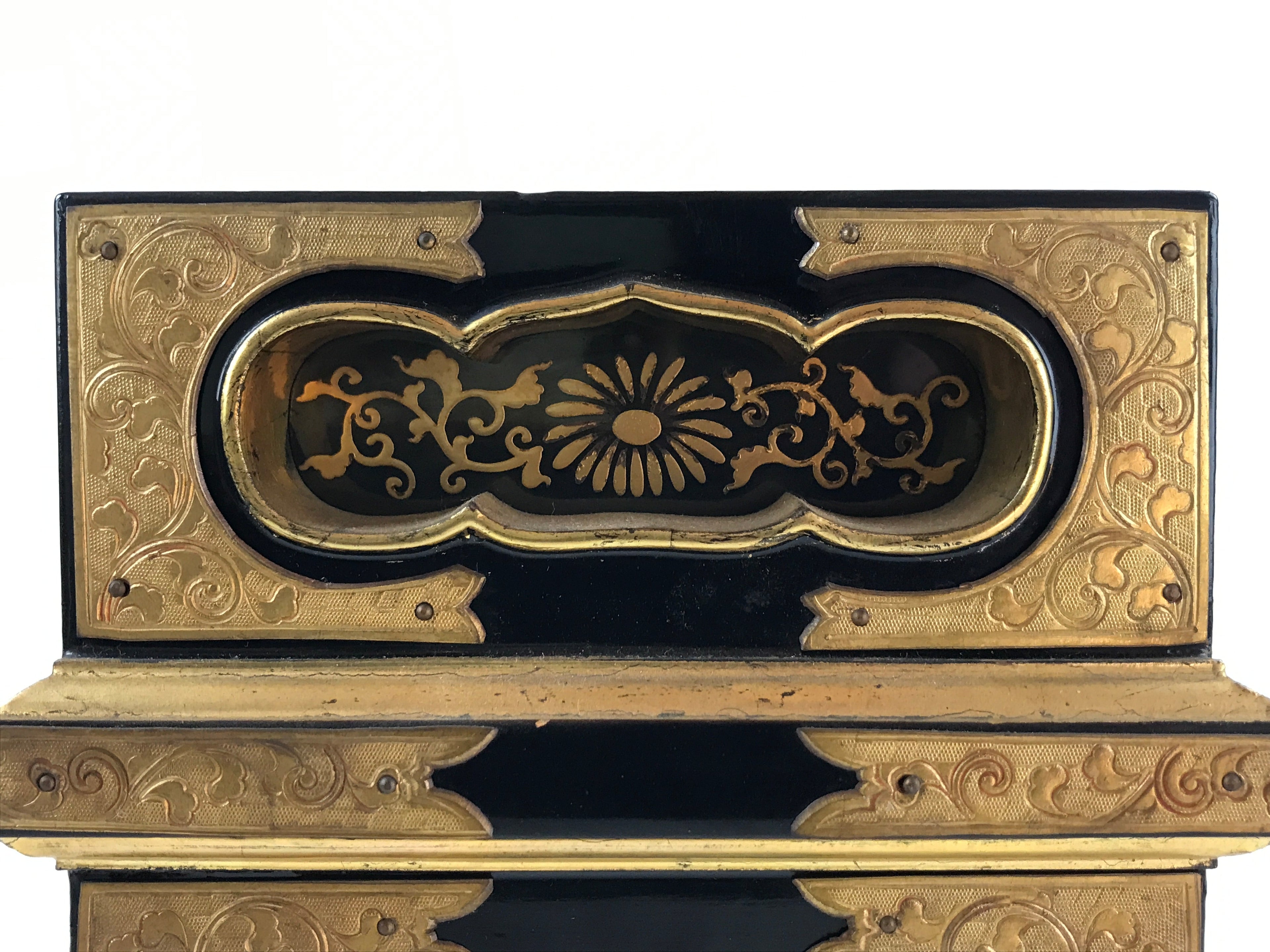 Japanese Buddhist Altar Lacquered Drawer Vtg Gilt Makie Shishi Lion Gold BA131