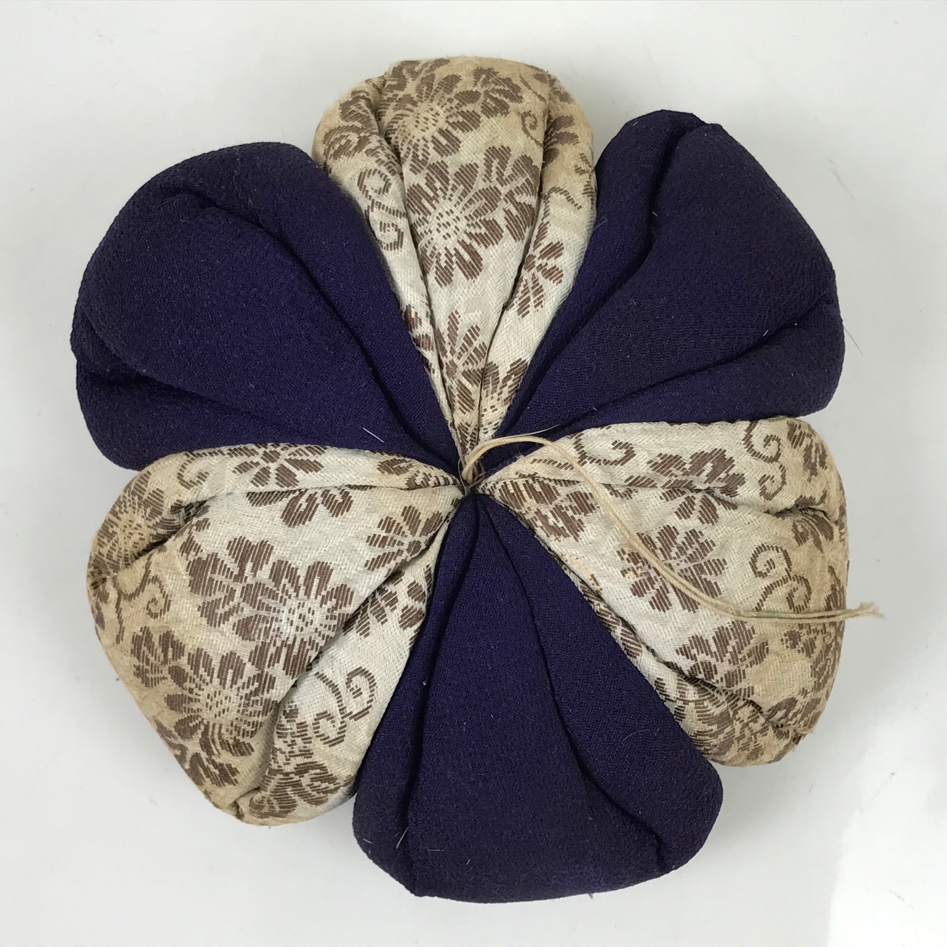 Japanese Buddhist Altar Orin Bell Singing Bowl Fabric Pillow Vtg Purple BA538