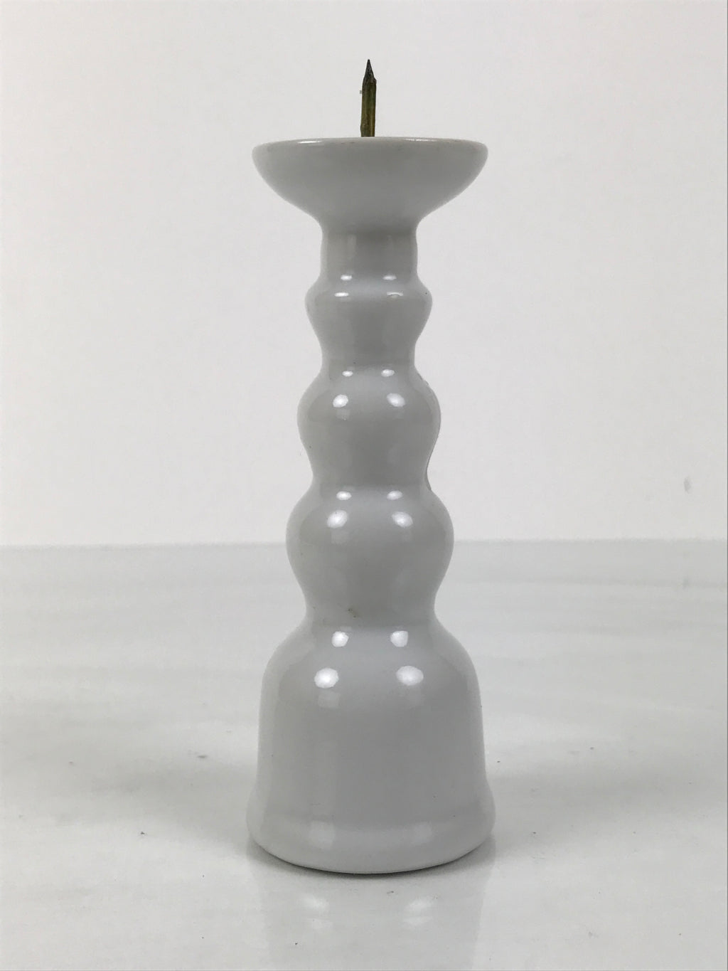 Japanese Buddhist Altar Porcelain Candle Stand Vtg Shokudai Simple White BA793