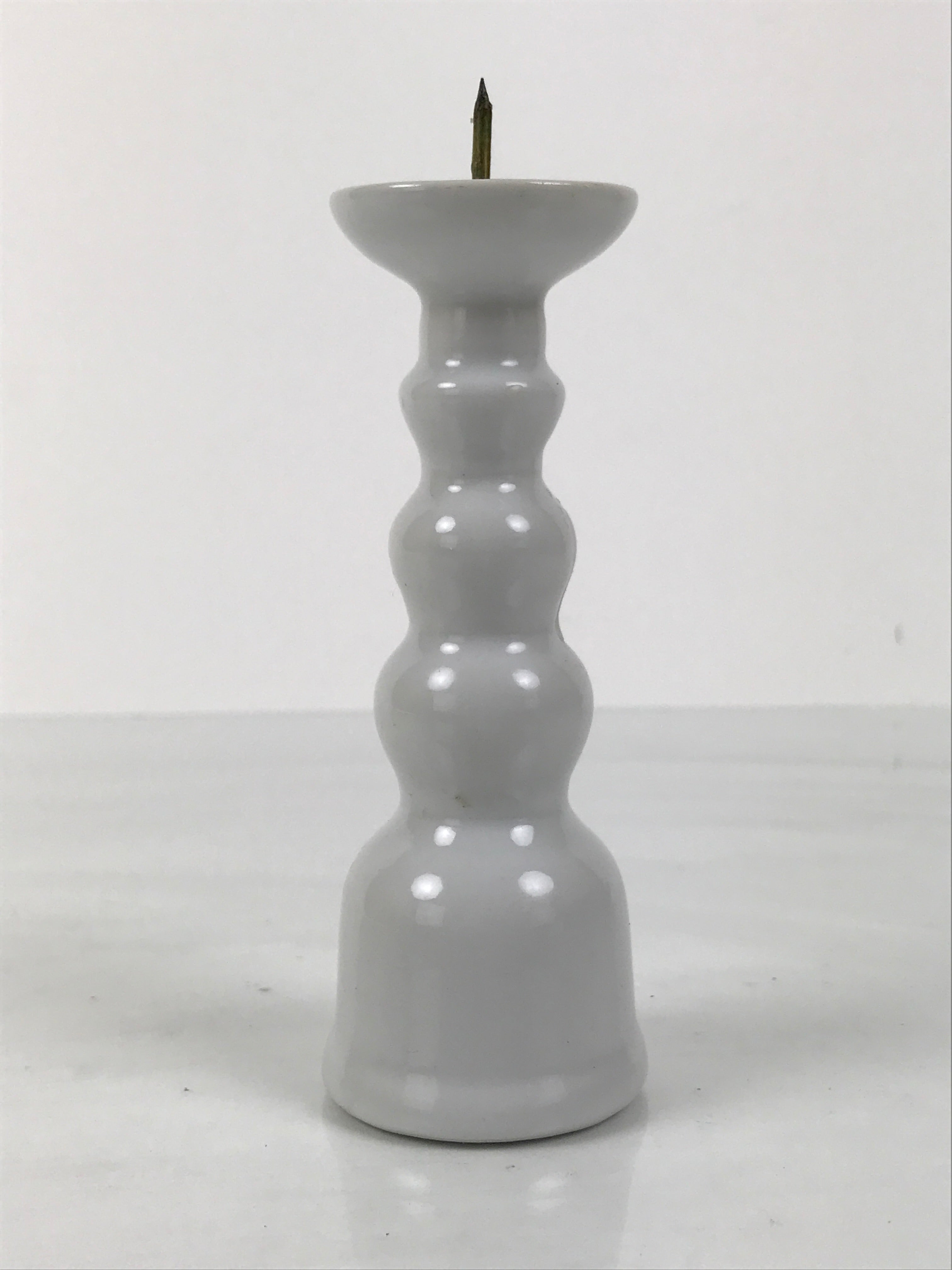 Japanese Buddhist Altar Porcelain Candle Stand Vtg Shokudai Simple White BA793