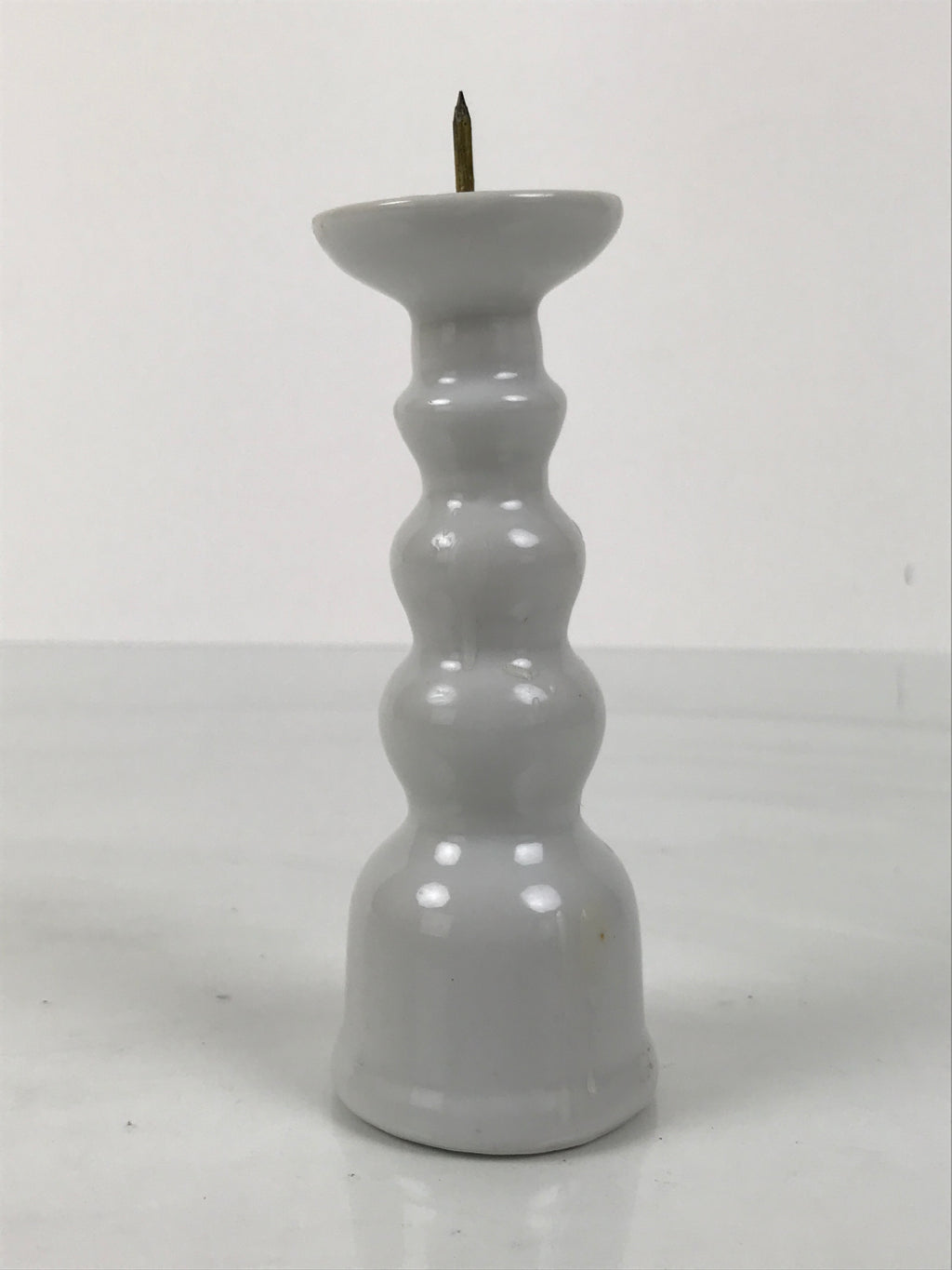 Japanese Buddhist Altar Porcelain Candle Stand Vtg Shokudai Simple White BA793