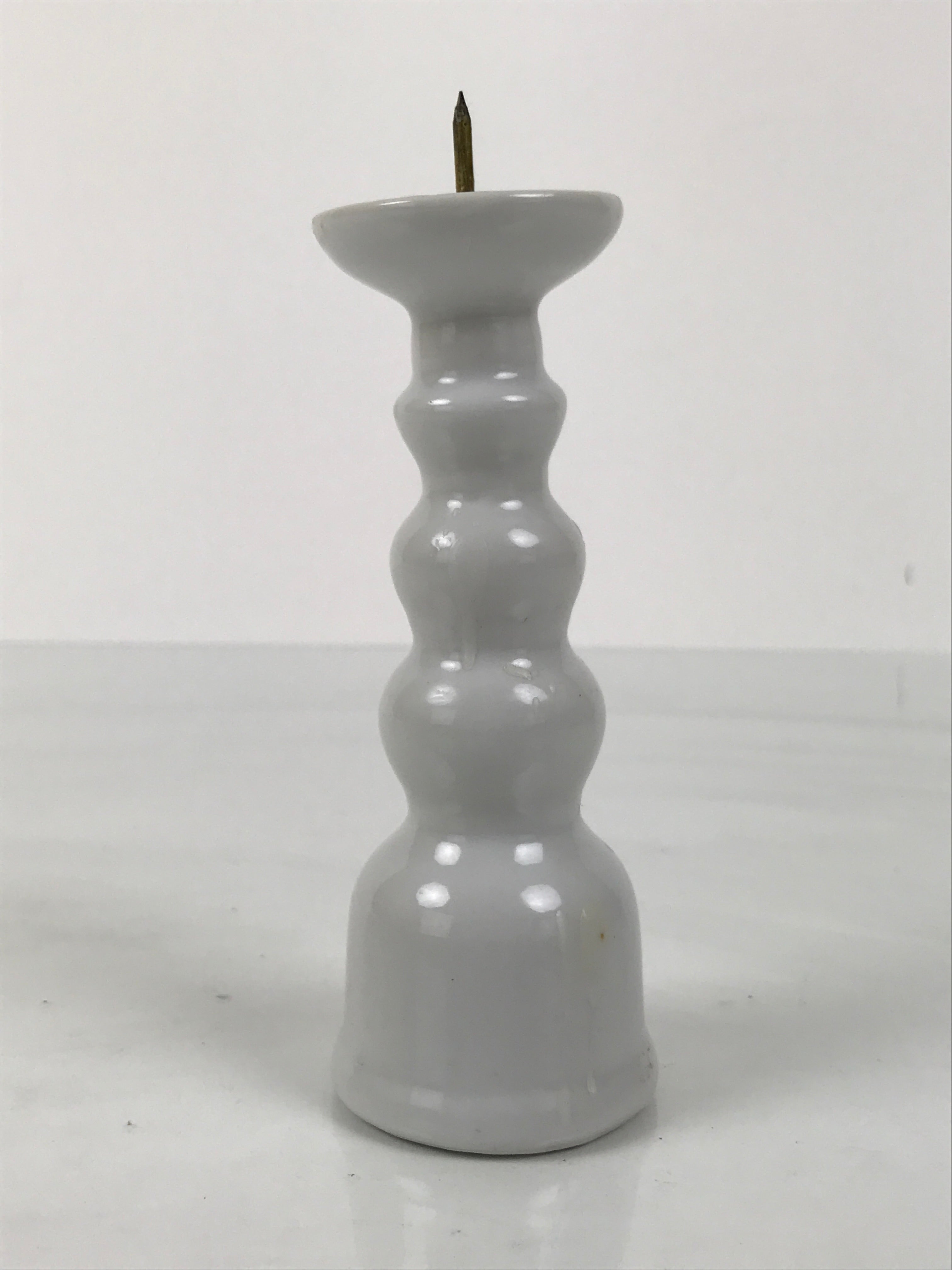 Japanese Buddhist Altar Porcelain Candle Stand Vtg Shokudai Simple White BA793