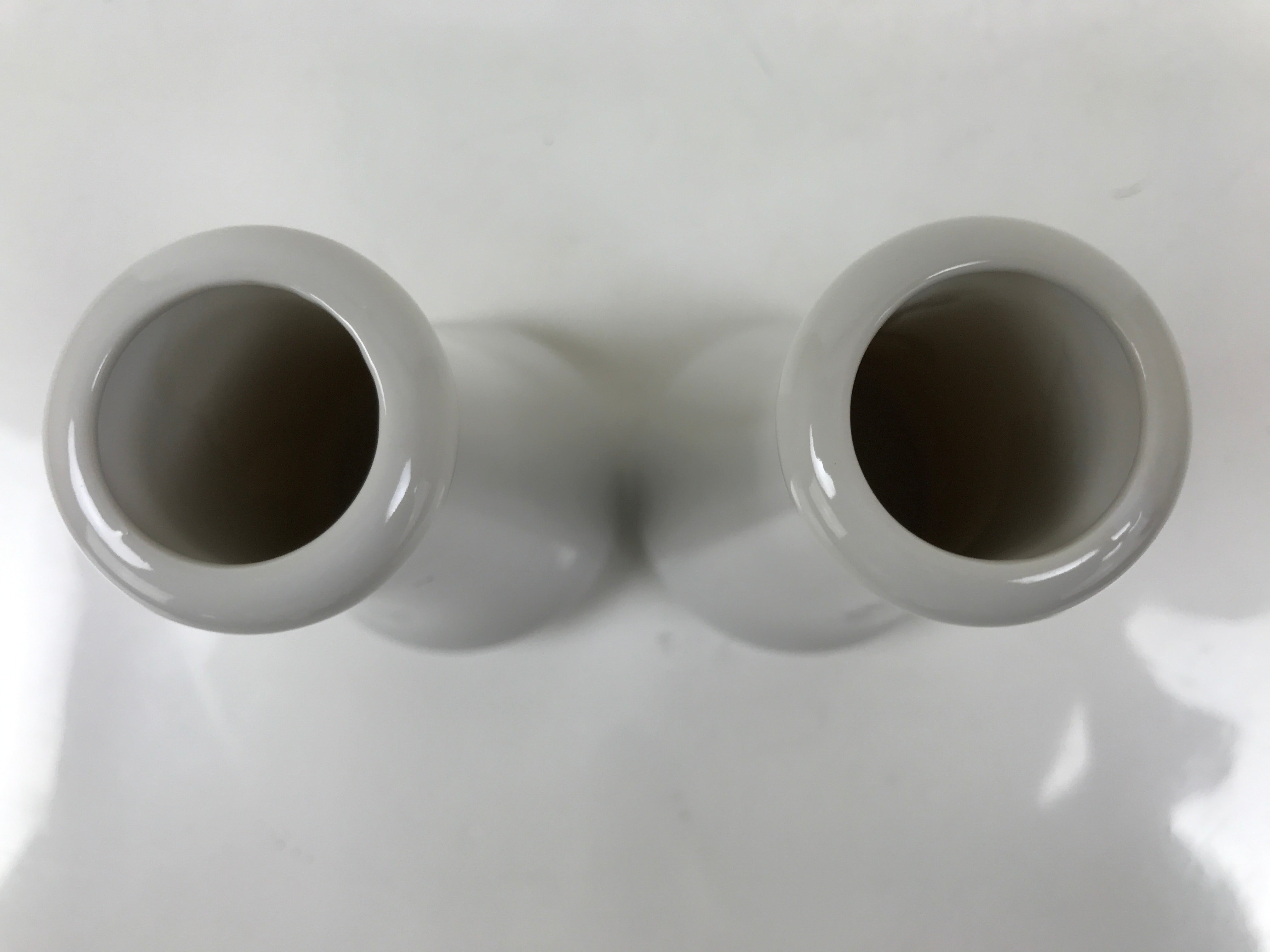 Japanese Buddhist Altar Porcelain Flower Vase Vtg Hanatate Kabin 2pc White BA723