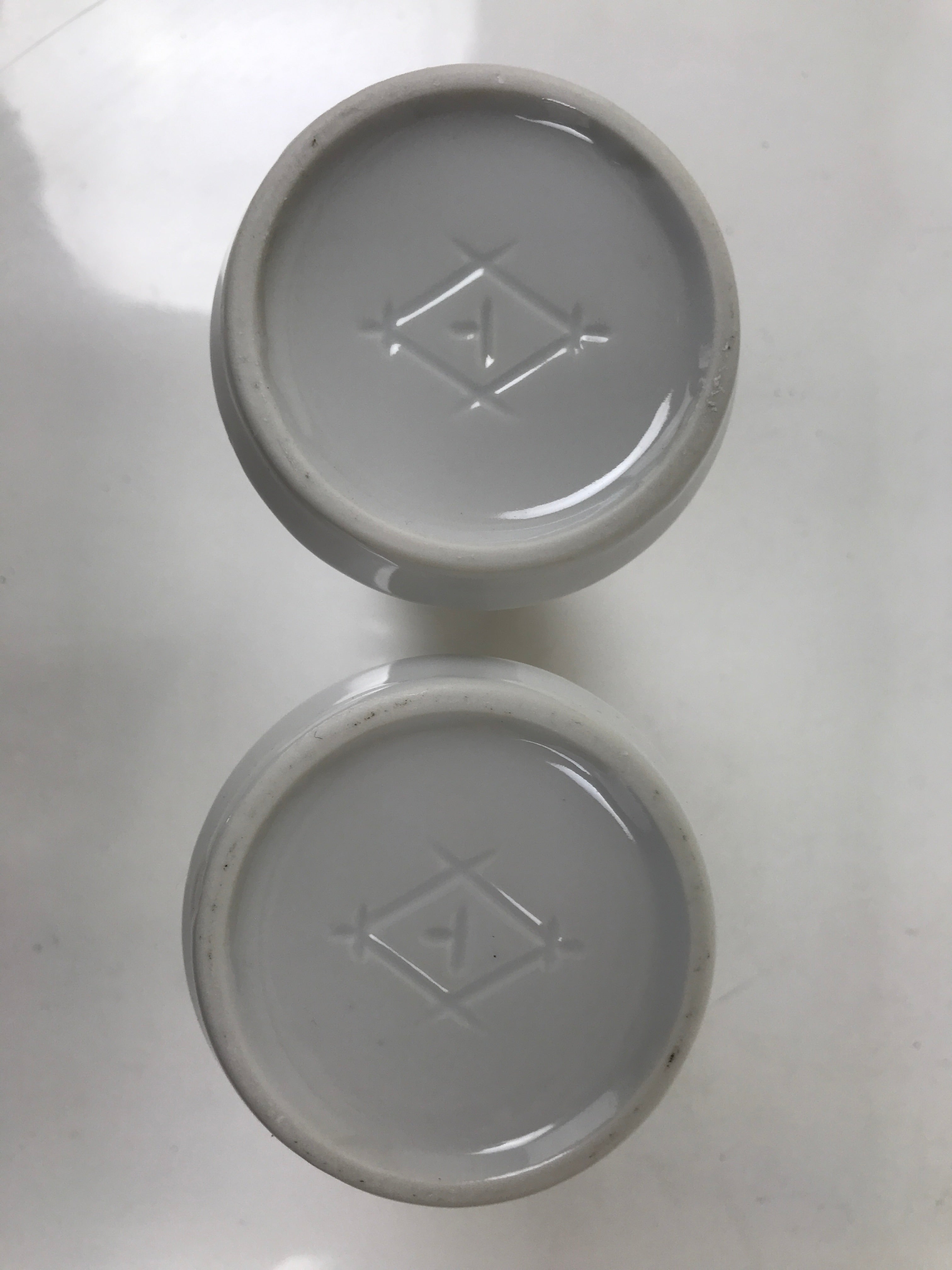 Japanese Buddhist Altar Porcelain Flower Vase Vtg Hanatate Kabin 2pc White BA723