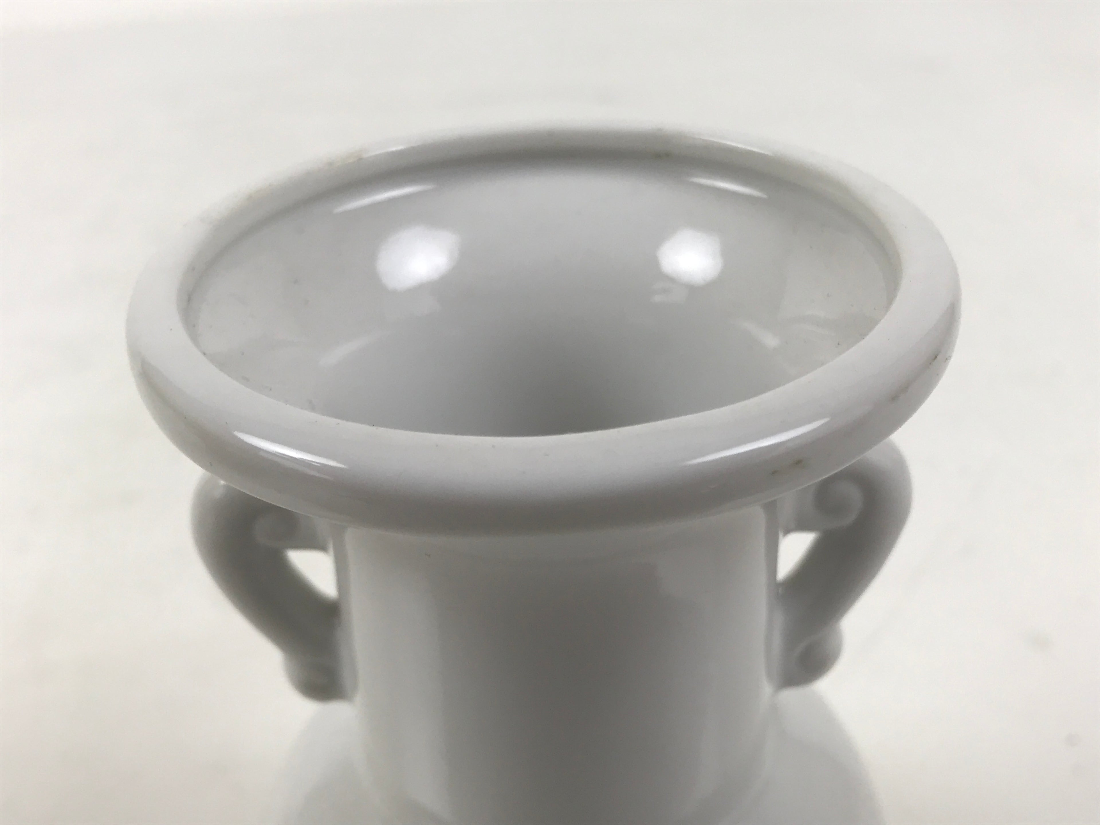 Japanese Buddhist Altar Porcelain Flower Vase Vtg Hanatate Simple White BA661