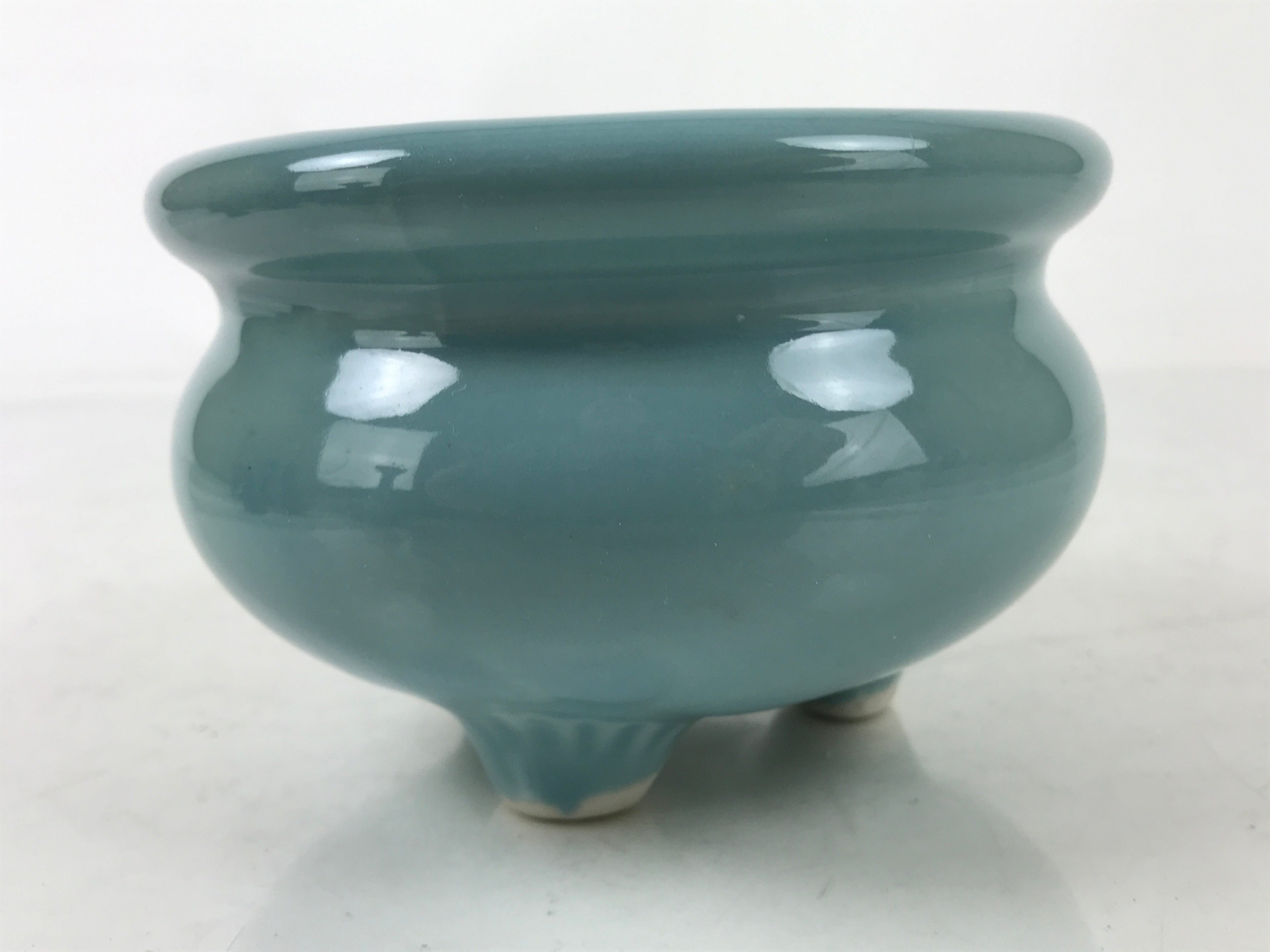 Japanese Buddhist Altar Porcelain Incense Burner Koro Vtg Celadon Blue BA532