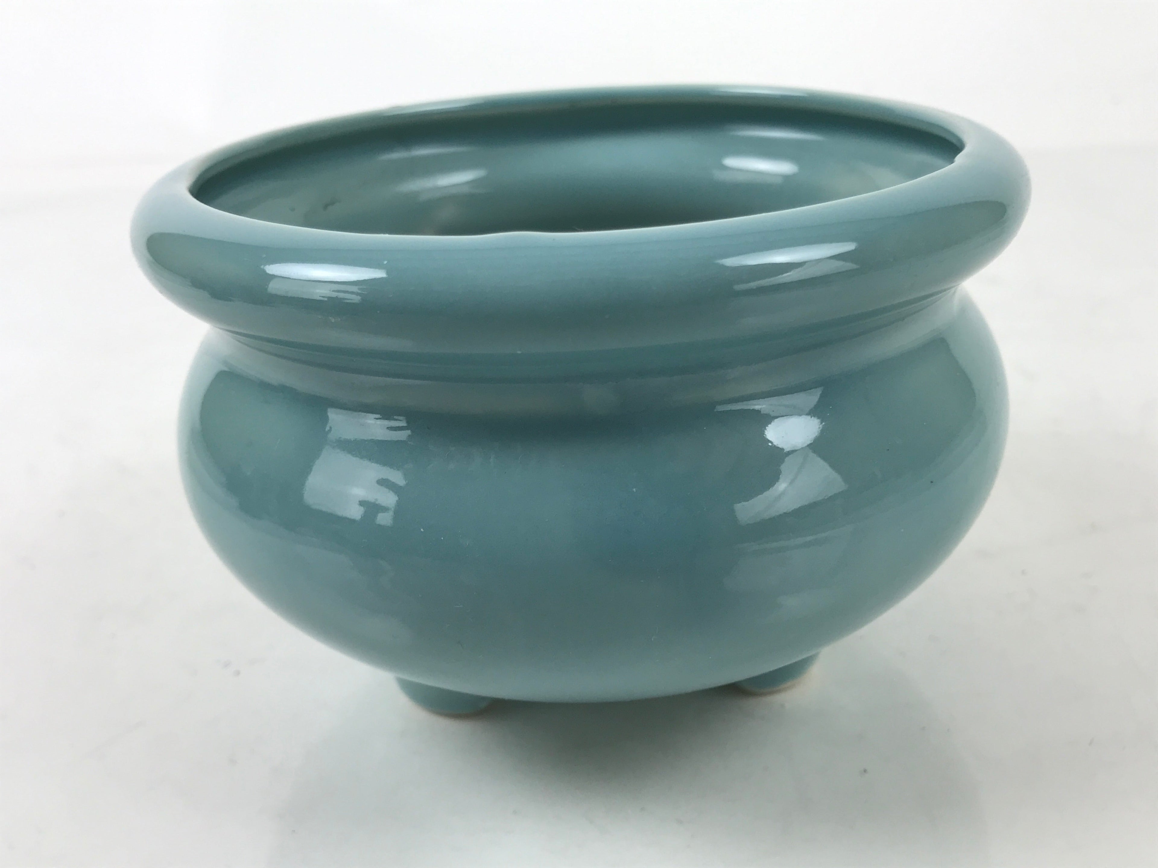 Japanese Buddhist Altar Porcelain Incense Burner Koro Vtg Celadon Blue BA532