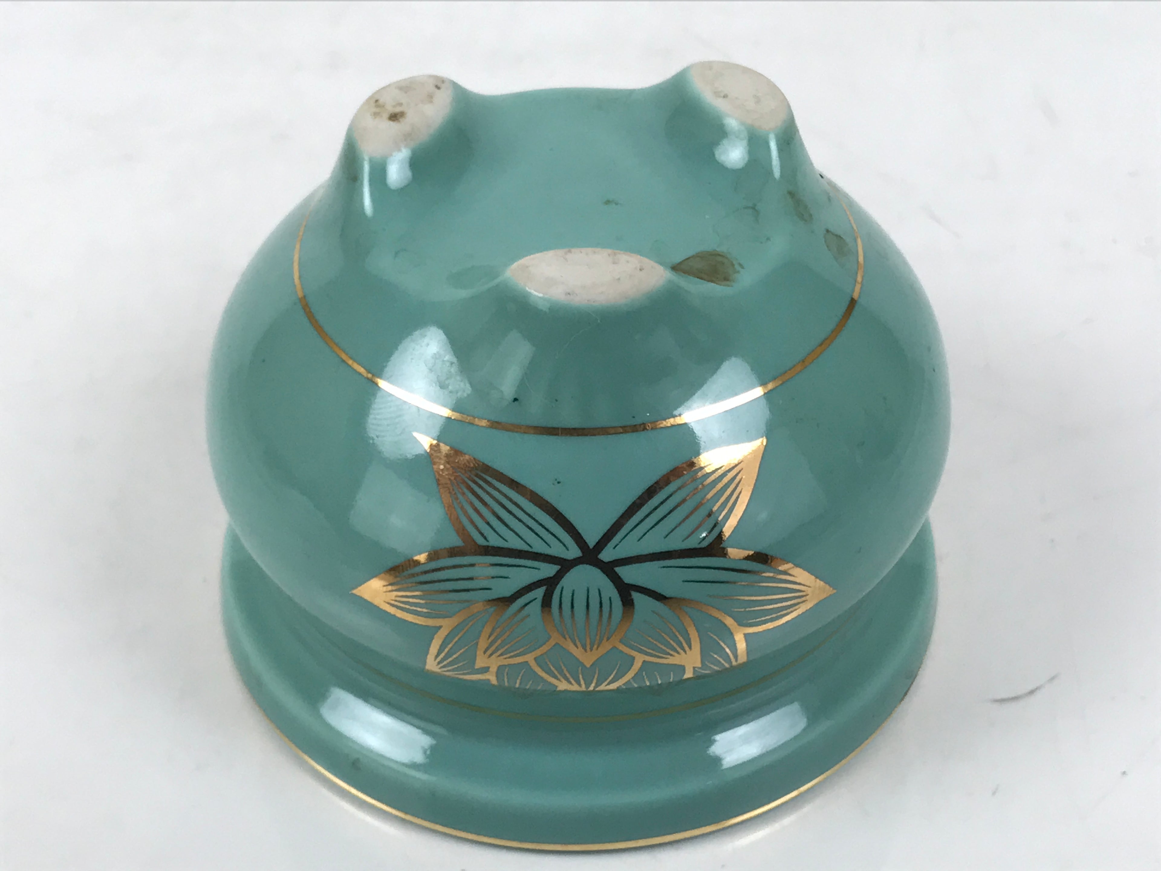 Japanese Buddhist Altar Porcelain Incense Burner Koro Vtg Celadon Lotus BA664