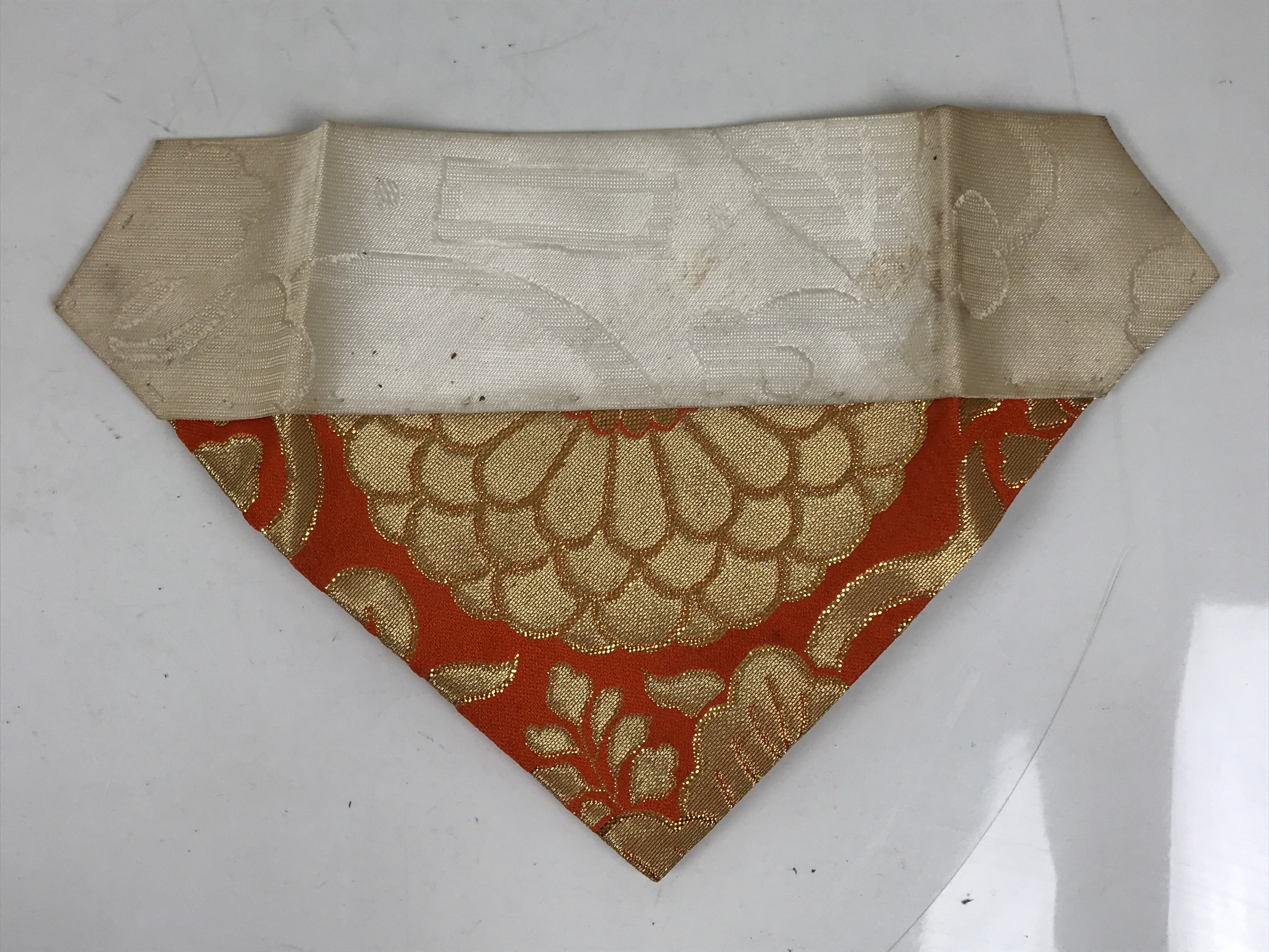 Japanese Buddhist Altar Silk Table Cloth Uchishiki Chrysanthemum Kiku Gold UC28
