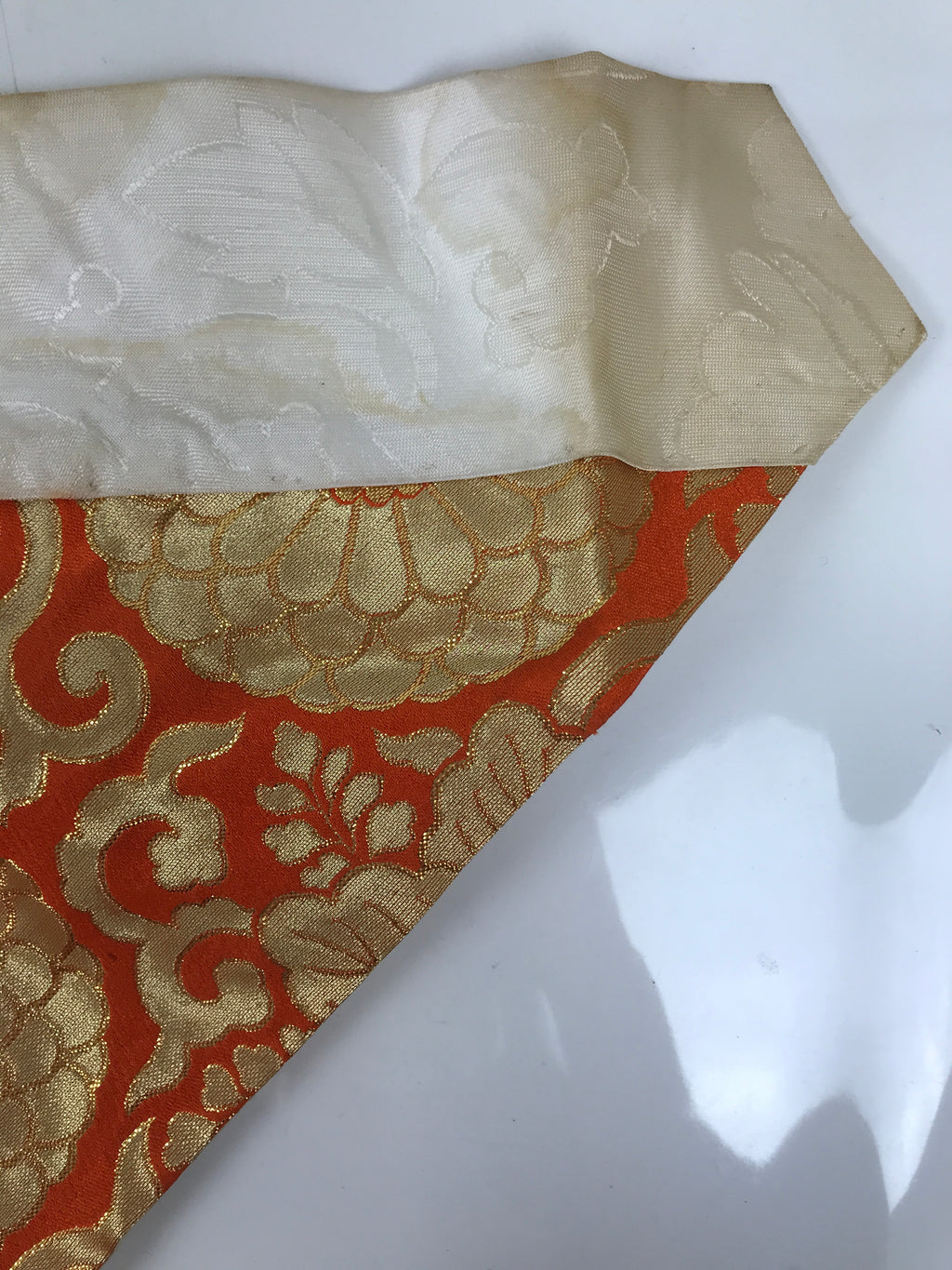 Japanese Buddhist Altar Silk Table Cloth Uchishiki Chrysanthemum Kiku Gold UC29