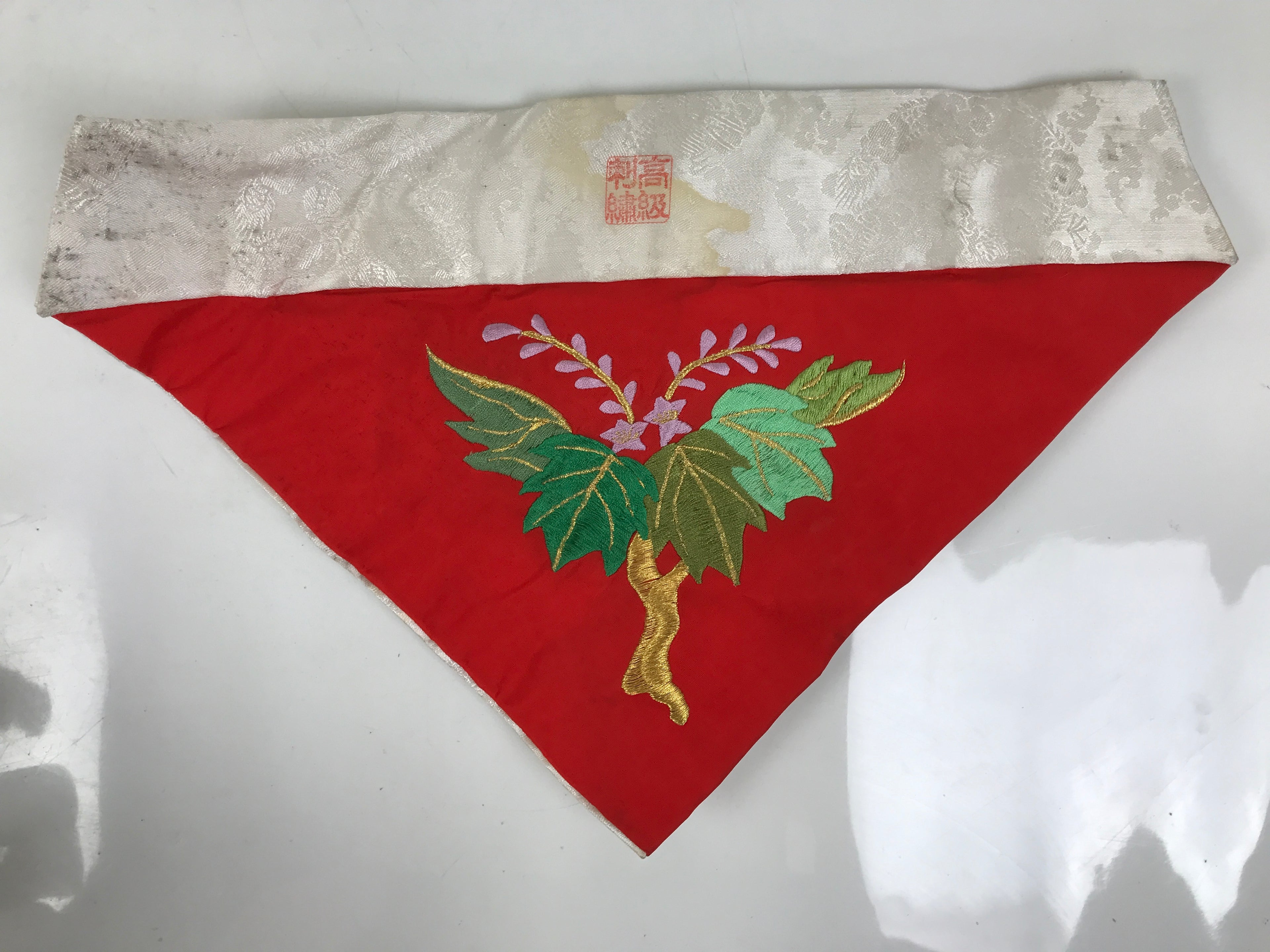 Japanese Buddhist Altar Silk Table Cloth Uchishiki Embroidered Floral Leaf UC32
