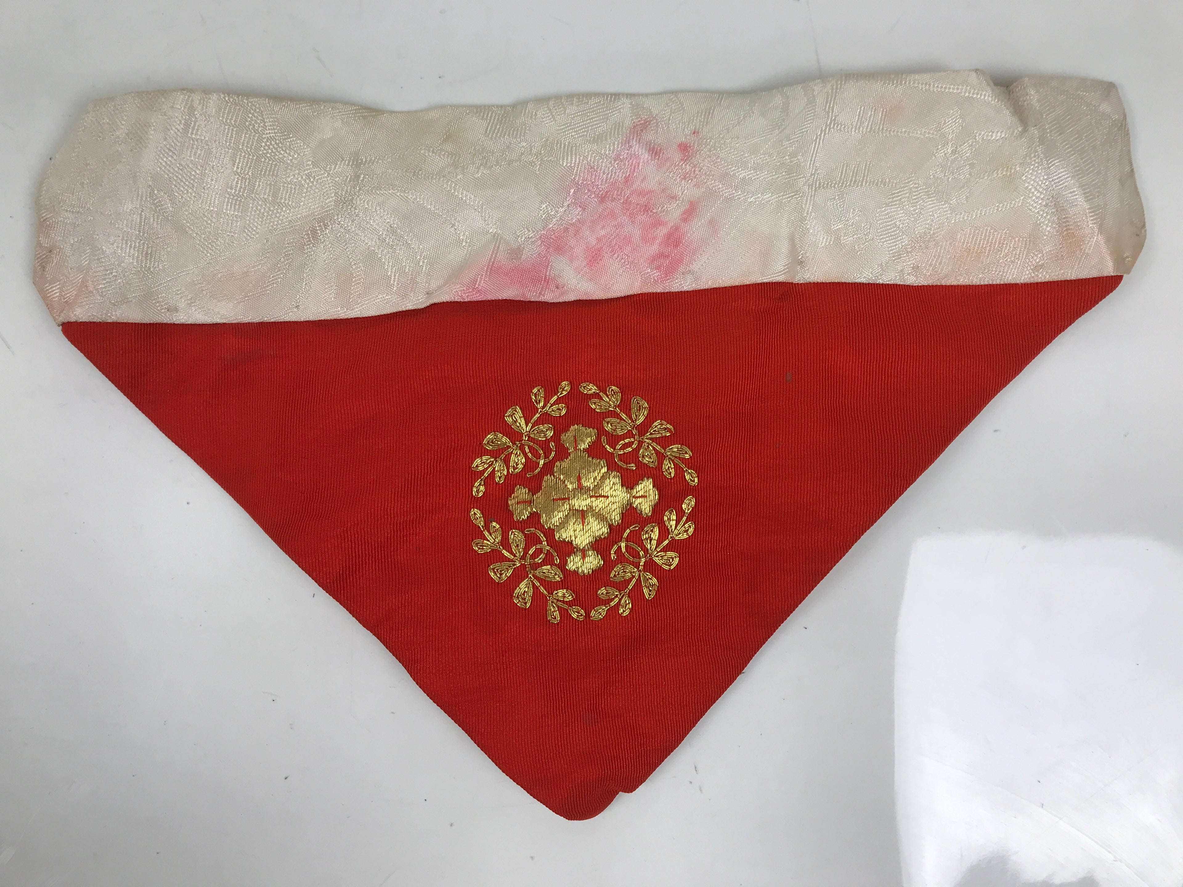 Japanese Buddhist Altar Silk Table Cloth Uchishiki Embroidered Gold Crest UC30