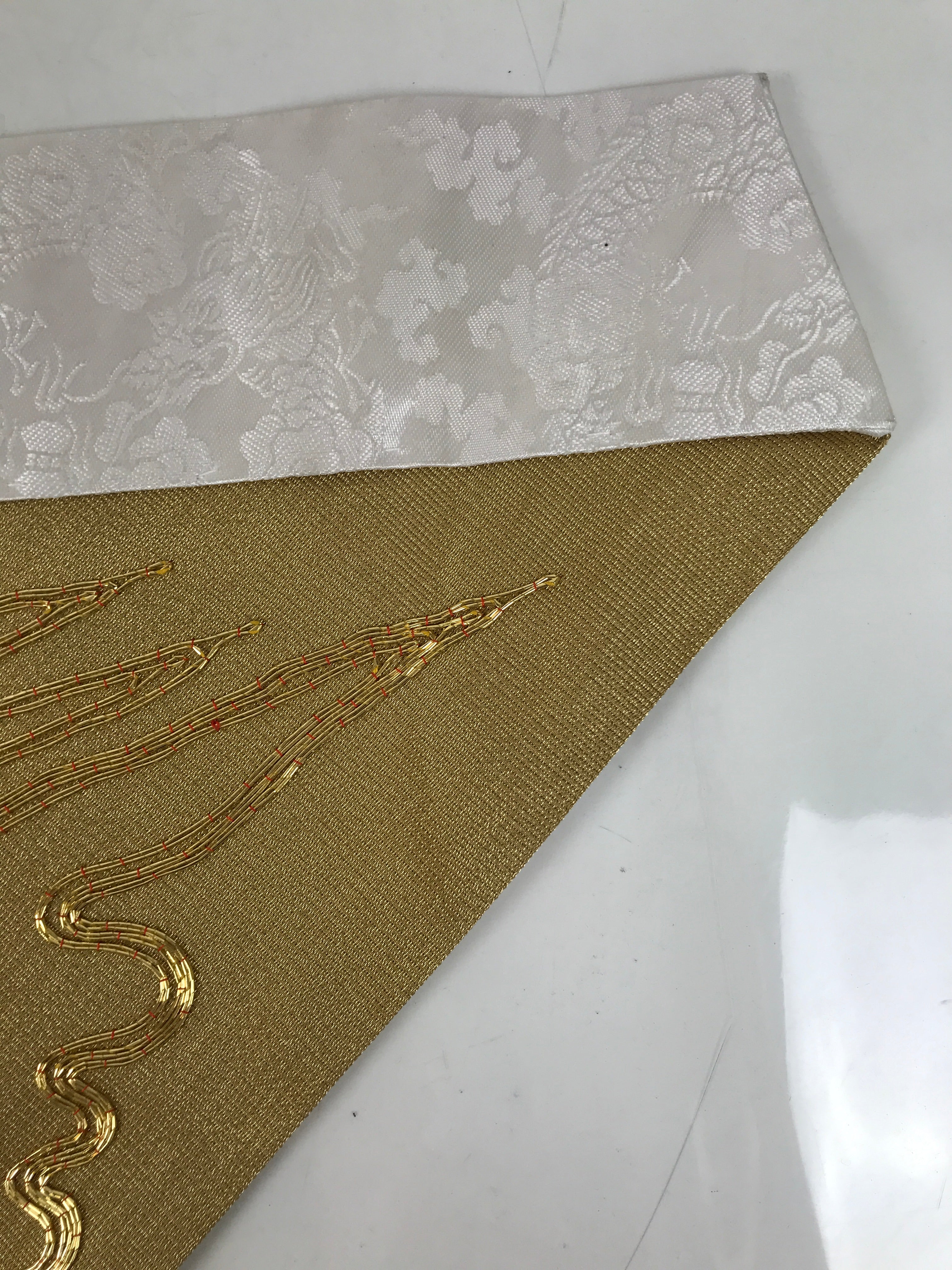 Japanese Buddhist Altar Silk Table Cloth Uchishiki Embroidered Gold Inari UC39