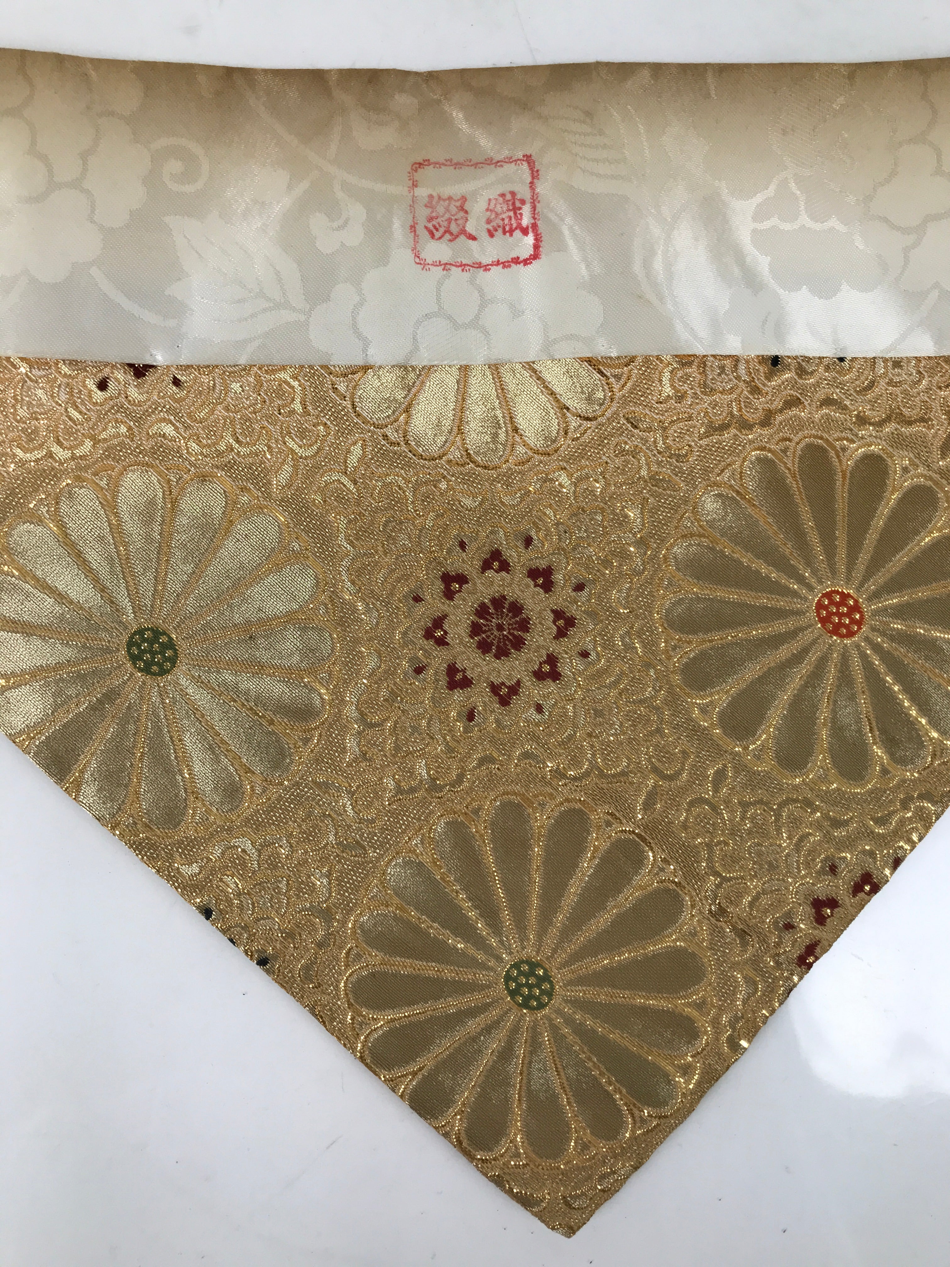 Japanese Buddhist Altar Silk Table Cloth Uchishiki Vtg Chrysanthemum Gold UC16