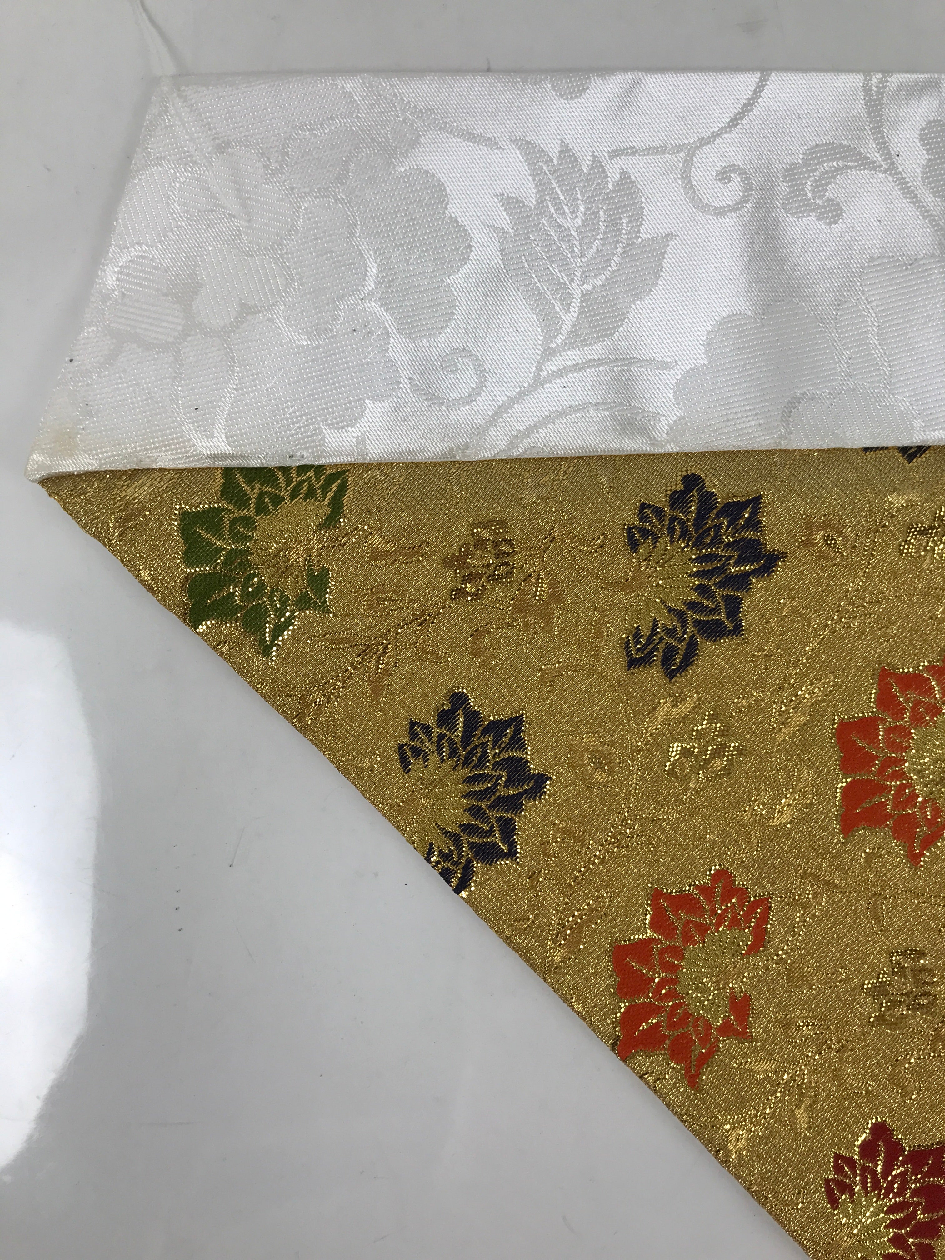Japanese Buddhist Altar Silk Table Cloth Uchishiki Vtg Gold Red Blue Floral UC20
