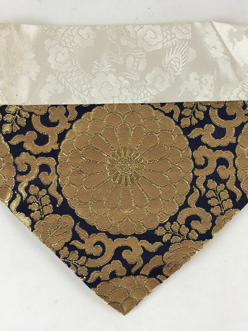 Japanese Buddhist Altar Silk Tablecloth Uchishiki Vtg Triangle Black Gold BA139