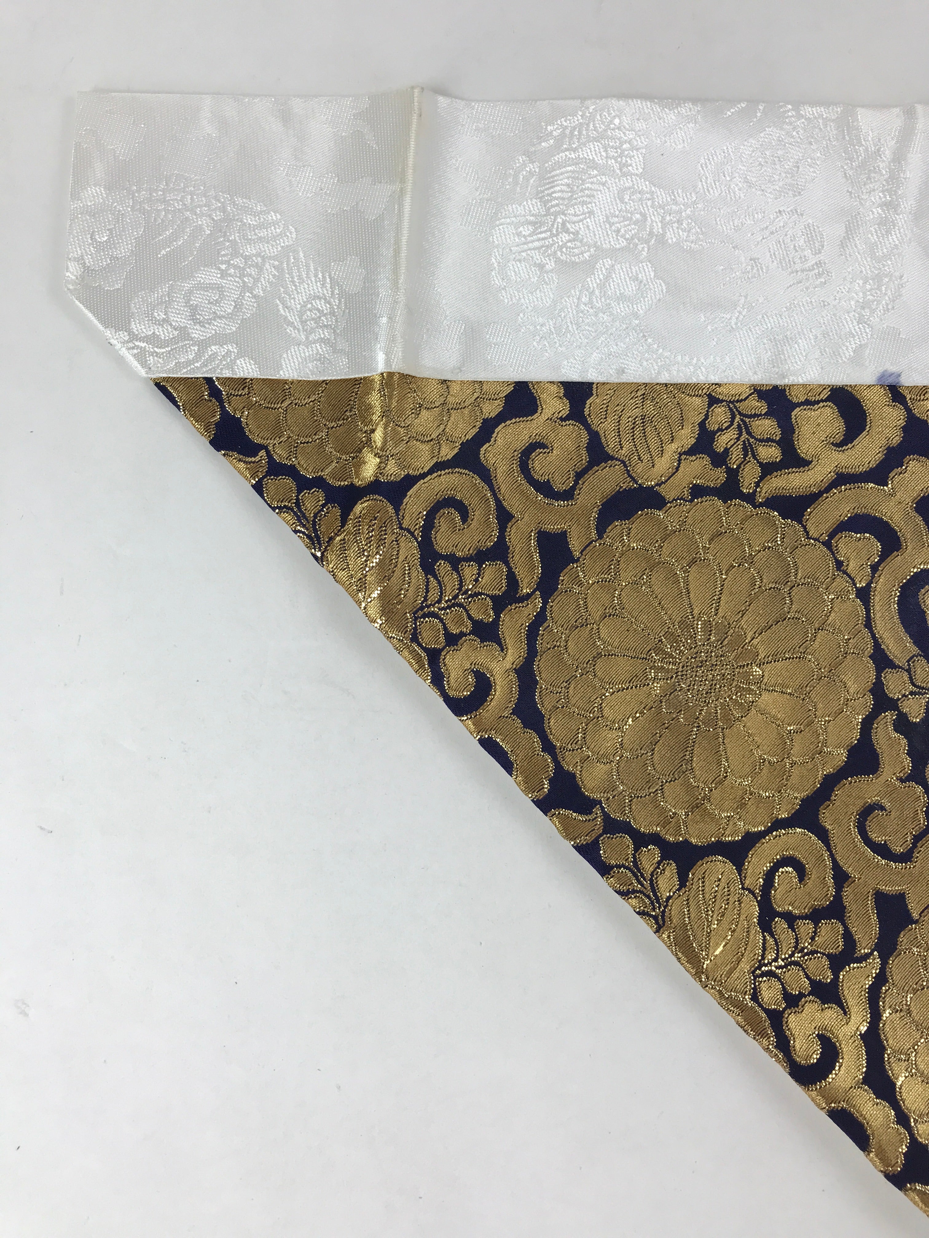 Japanese Buddhist Altar Silk Tablecloth Uchishiki Vtg Triangle Blue Gold BA96