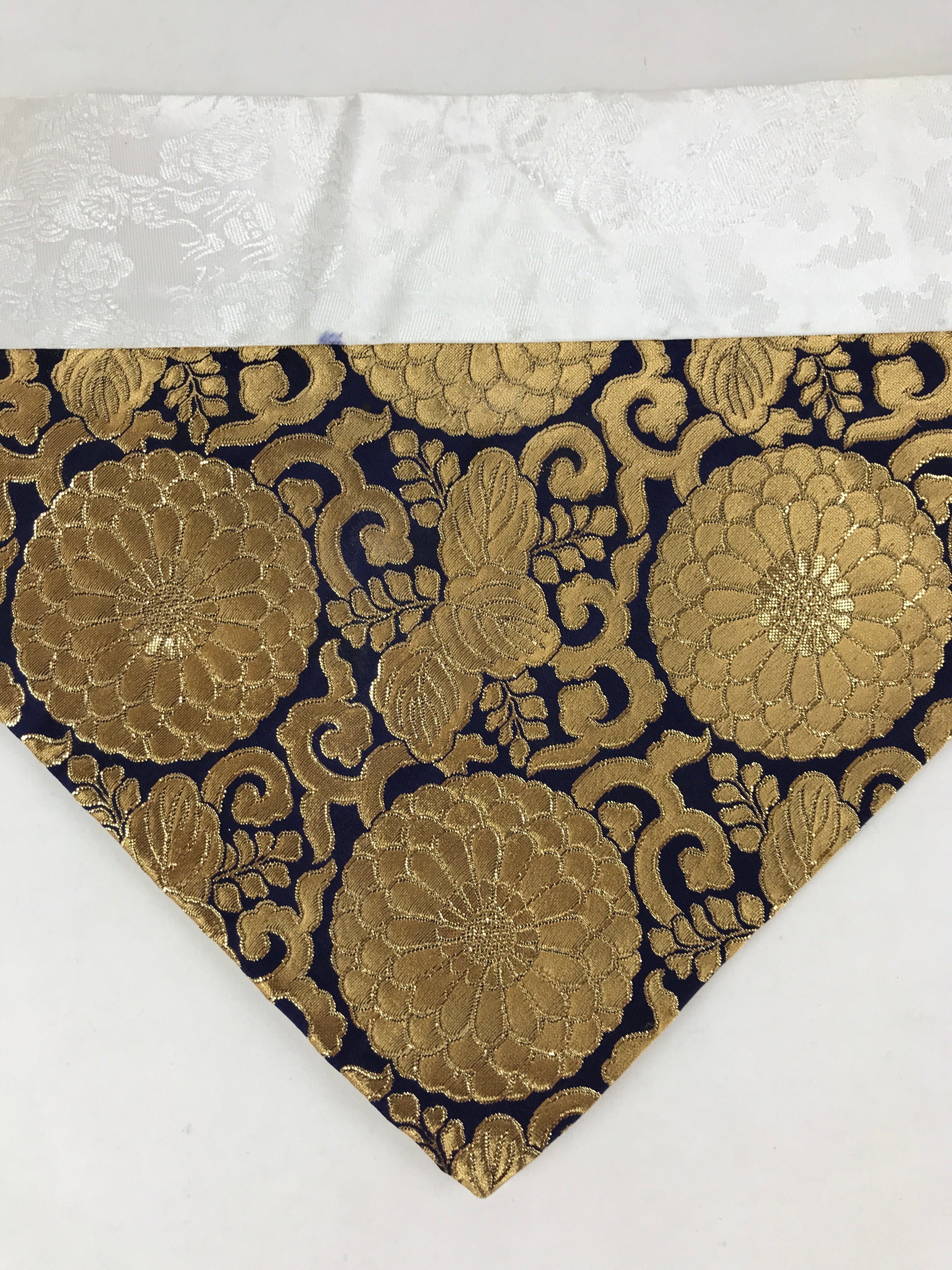 Japanese Buddhist Altar Silk Tablecloth Uchishiki Vtg Triangle Blue Gold BA96