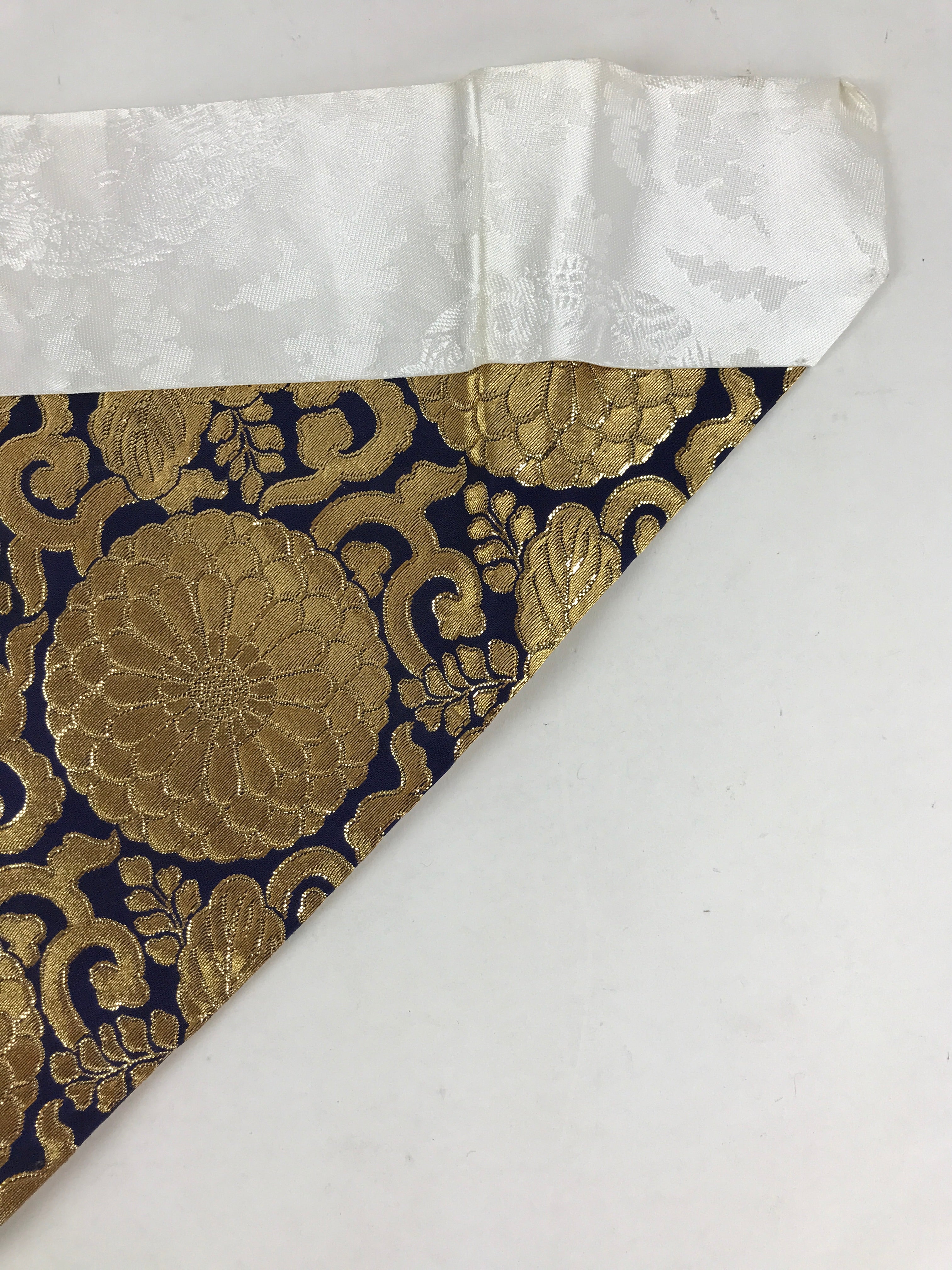 Japanese Buddhist Altar Silk Tablecloth Uchishiki Vtg Triangle Blue Gold BA96
