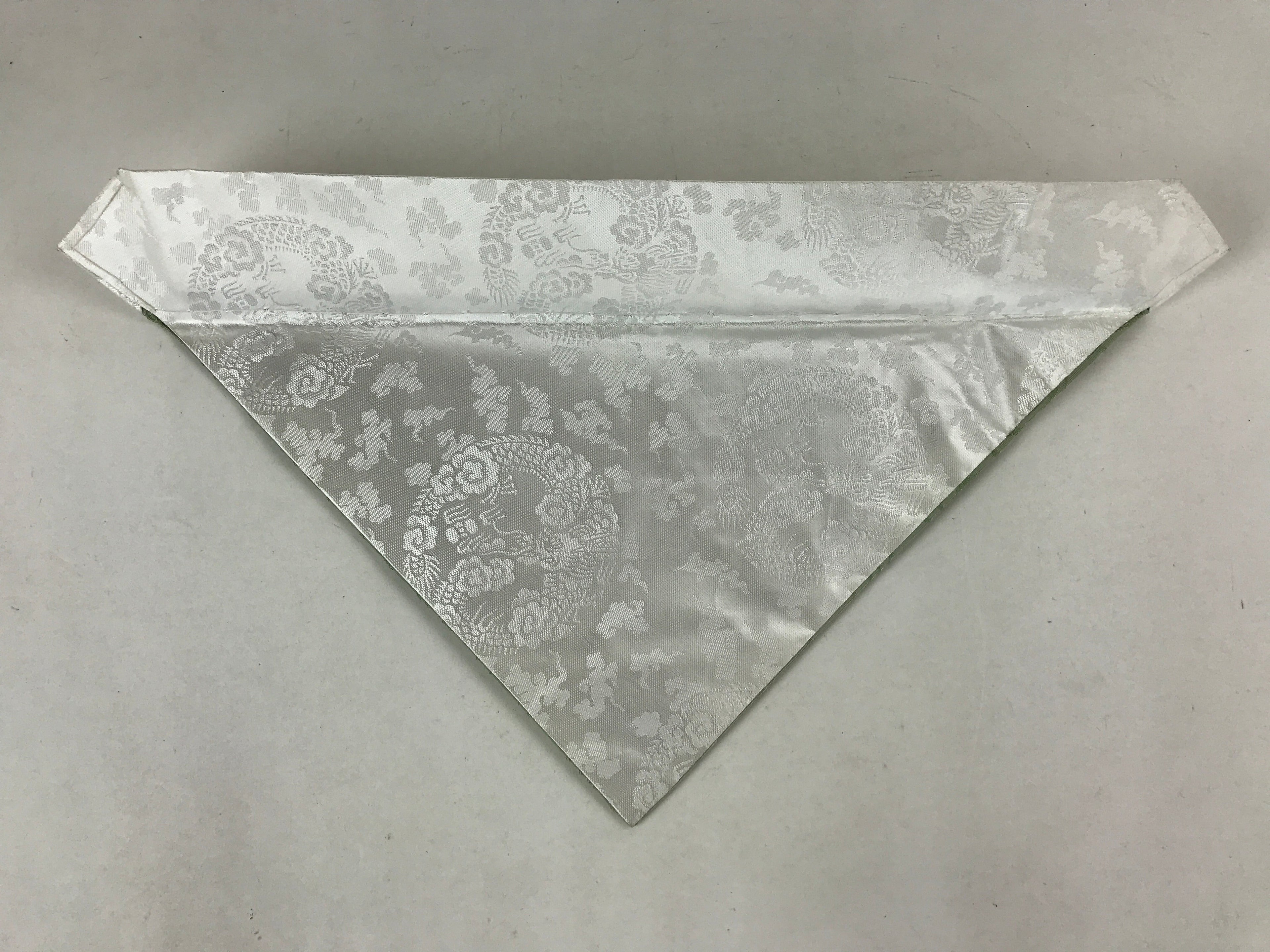 Japanese Buddhist Altar Silk Tablecloth Uchishiki Vtg Triangle Gold Green BA95