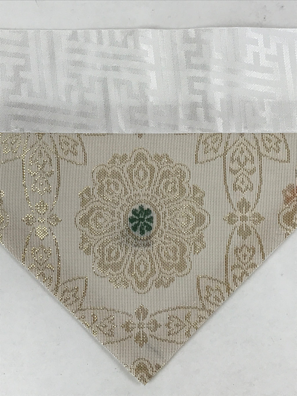 Japanese Buddhist Altar Silk Tablecloth Uchishiki Vtg Triangle Gray Gold BA138