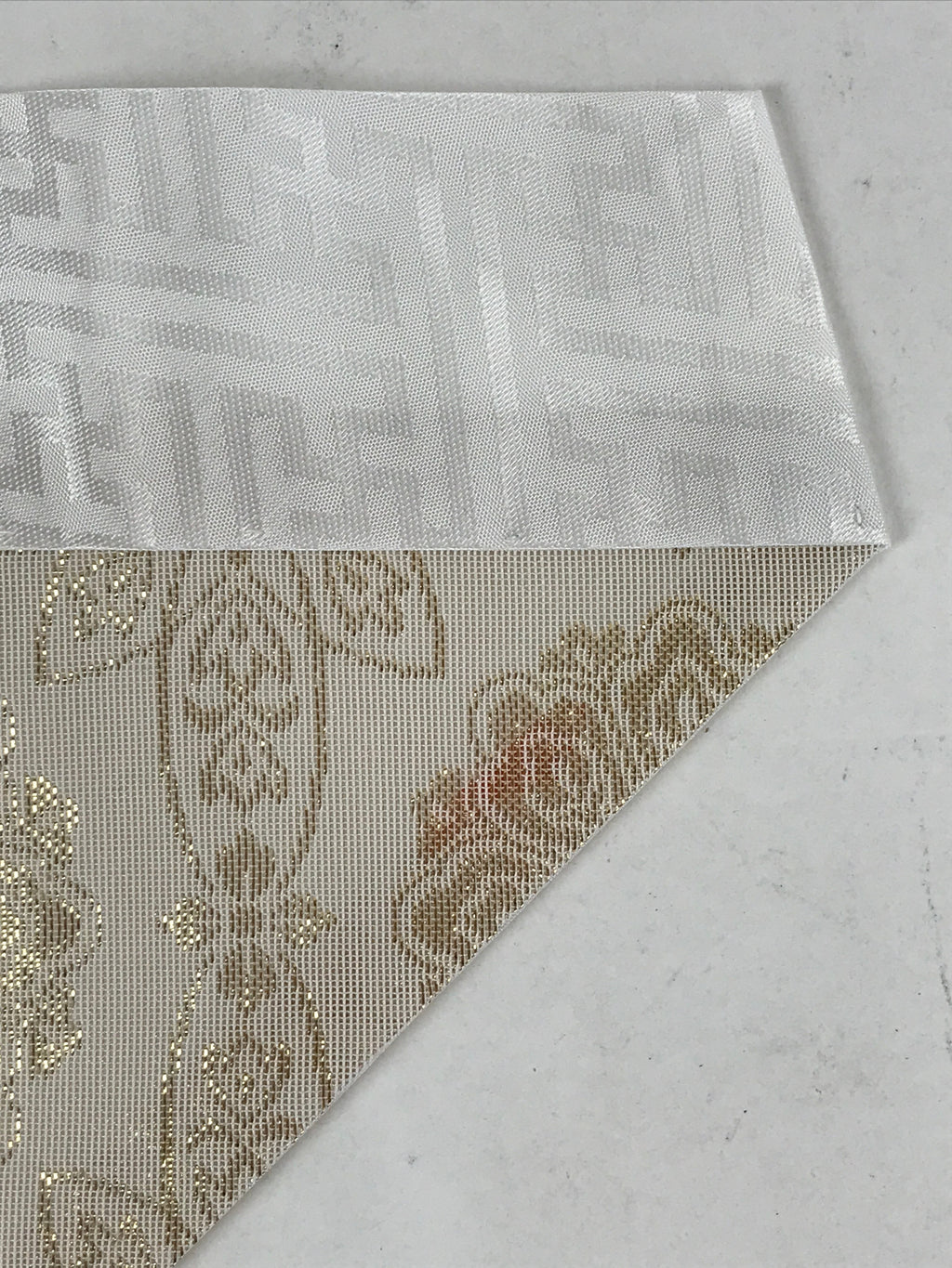 Japanese Buddhist Altar Silk Tablecloth Uchishiki Vtg Triangle Gray Gold BA138