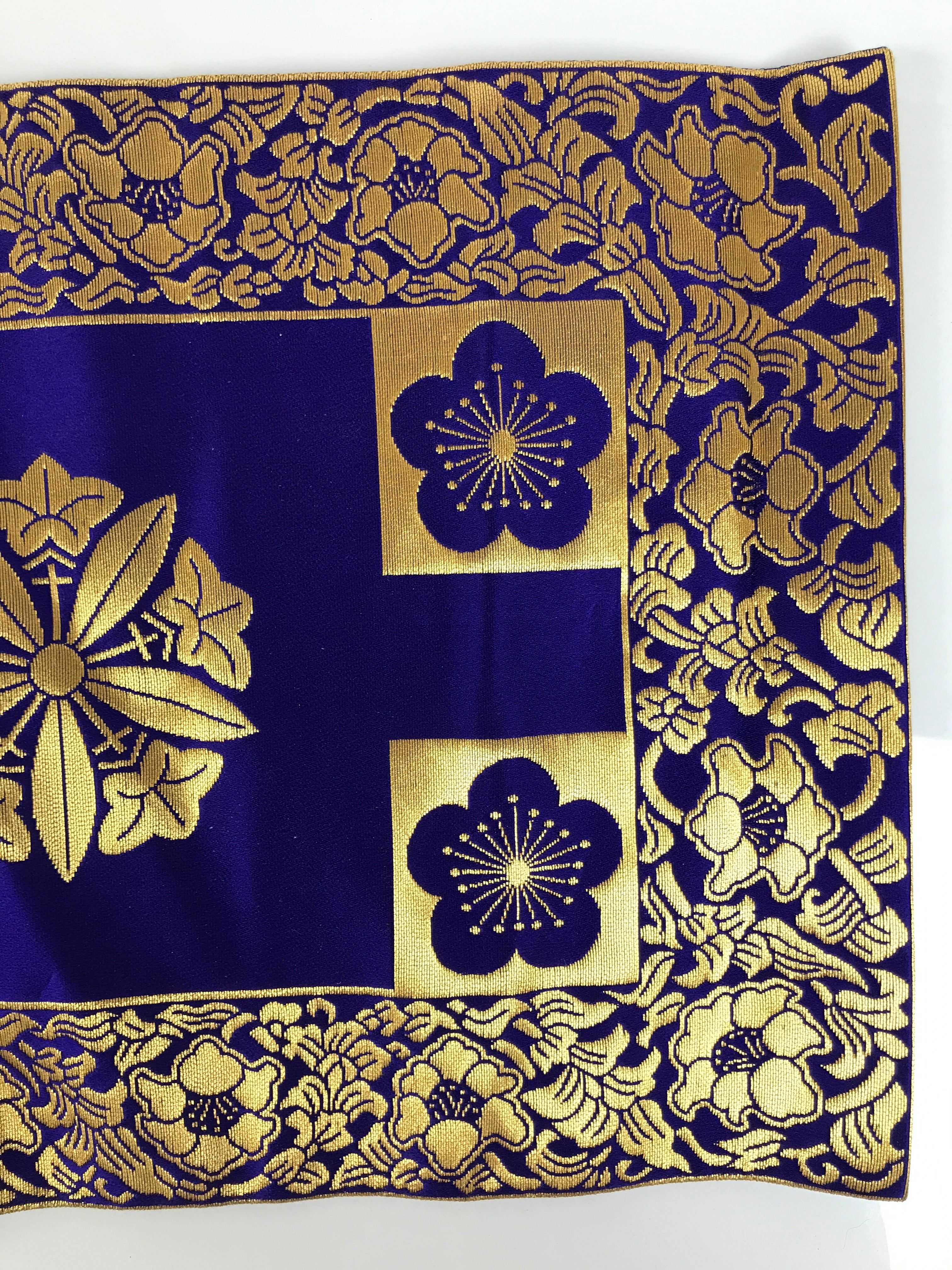 Japanese Buddhist Altar Table Silk Cloth Uchishiki Rectangle Kyozukue Mon BA884
