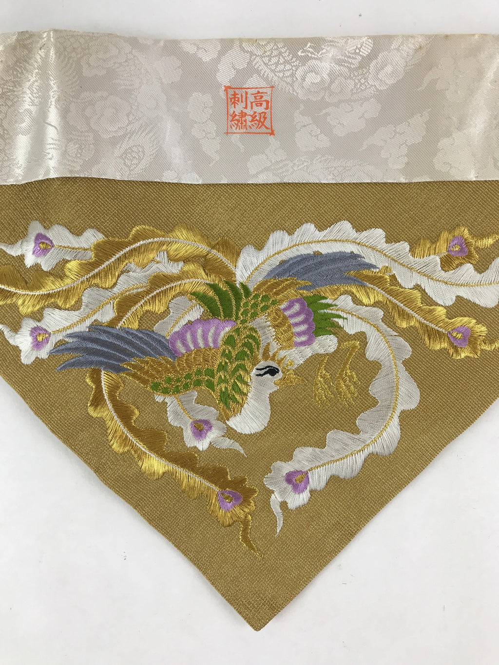 Japanese Buddhist Altar Tablecloth Silk Uchishiki Triangle Maejoku Gold BA46
