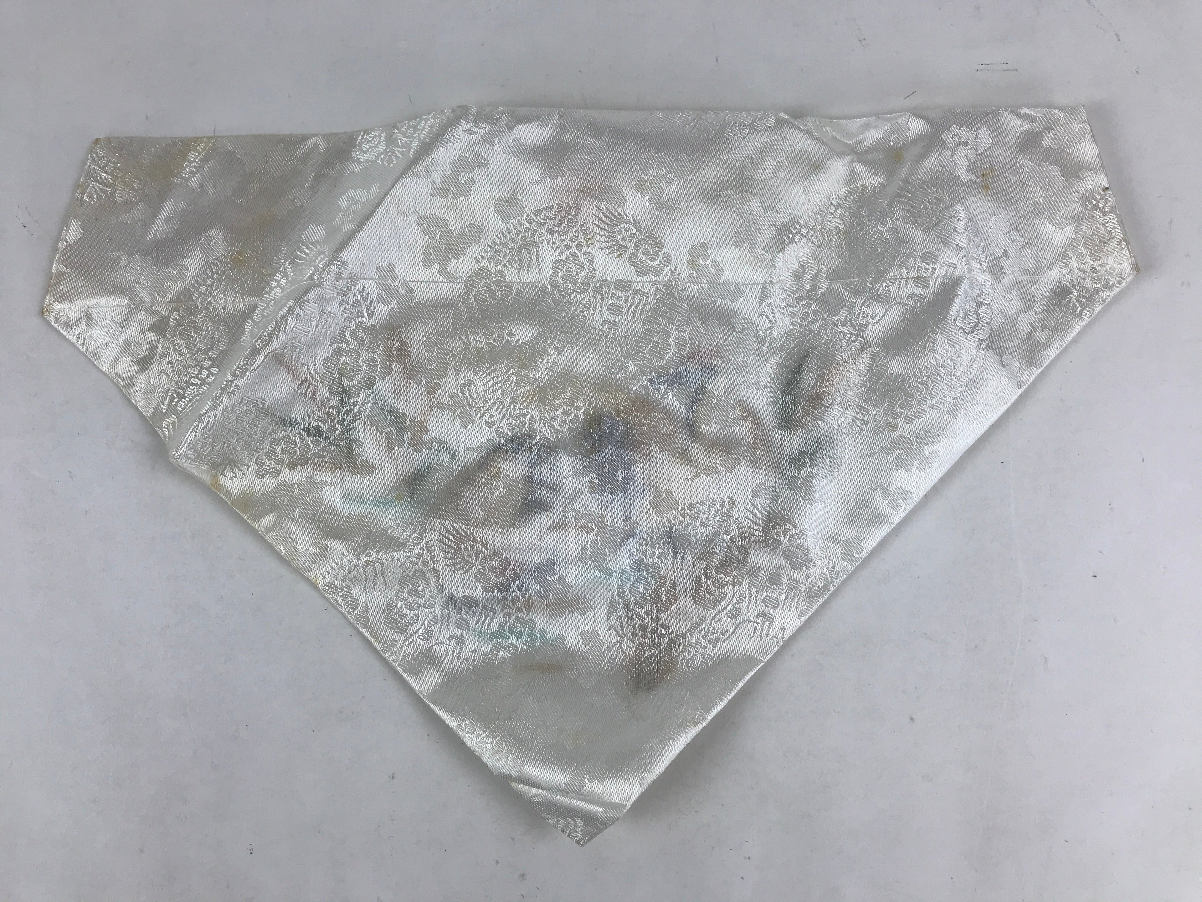 Japanese Buddhist Altar Tablecloth Silk Uchishiki Triangle Uwajoku White BA45