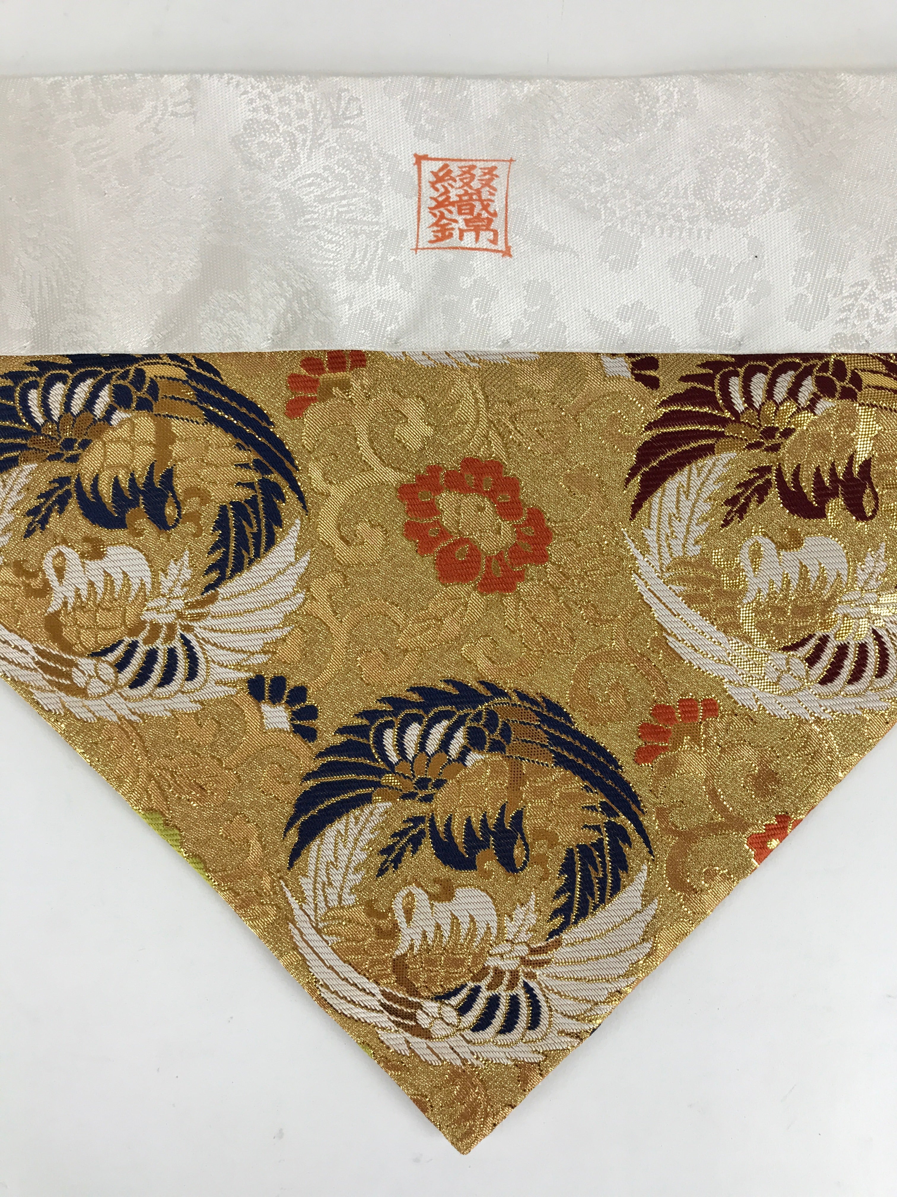 Japanese Buddhist Altar Tablecloth Uchishiki Triangle Uwajoku Maejyoku Gold BU93