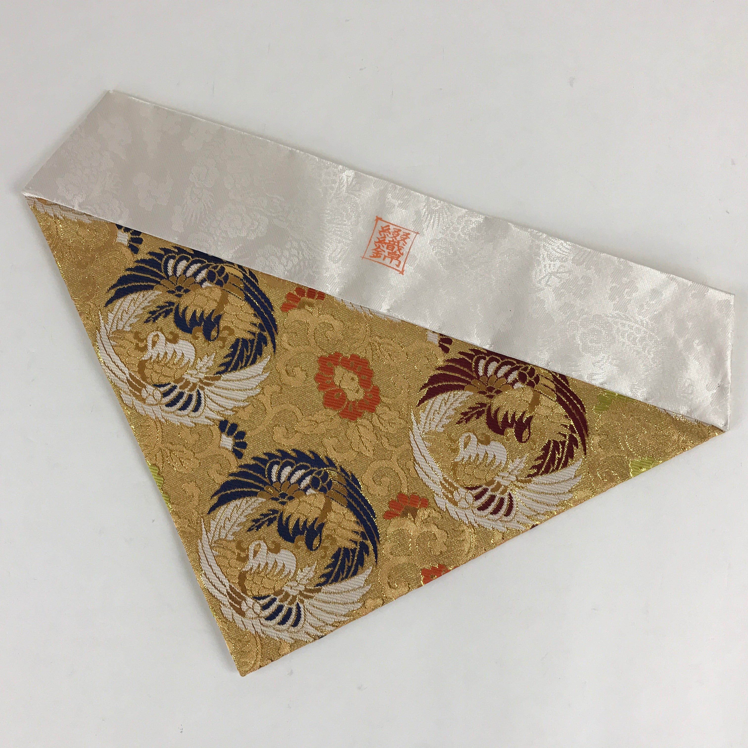 Japanese Buddhist Altar Tablecloth Uchishiki Triangle Uwajoku Maejyoku Gold BU93