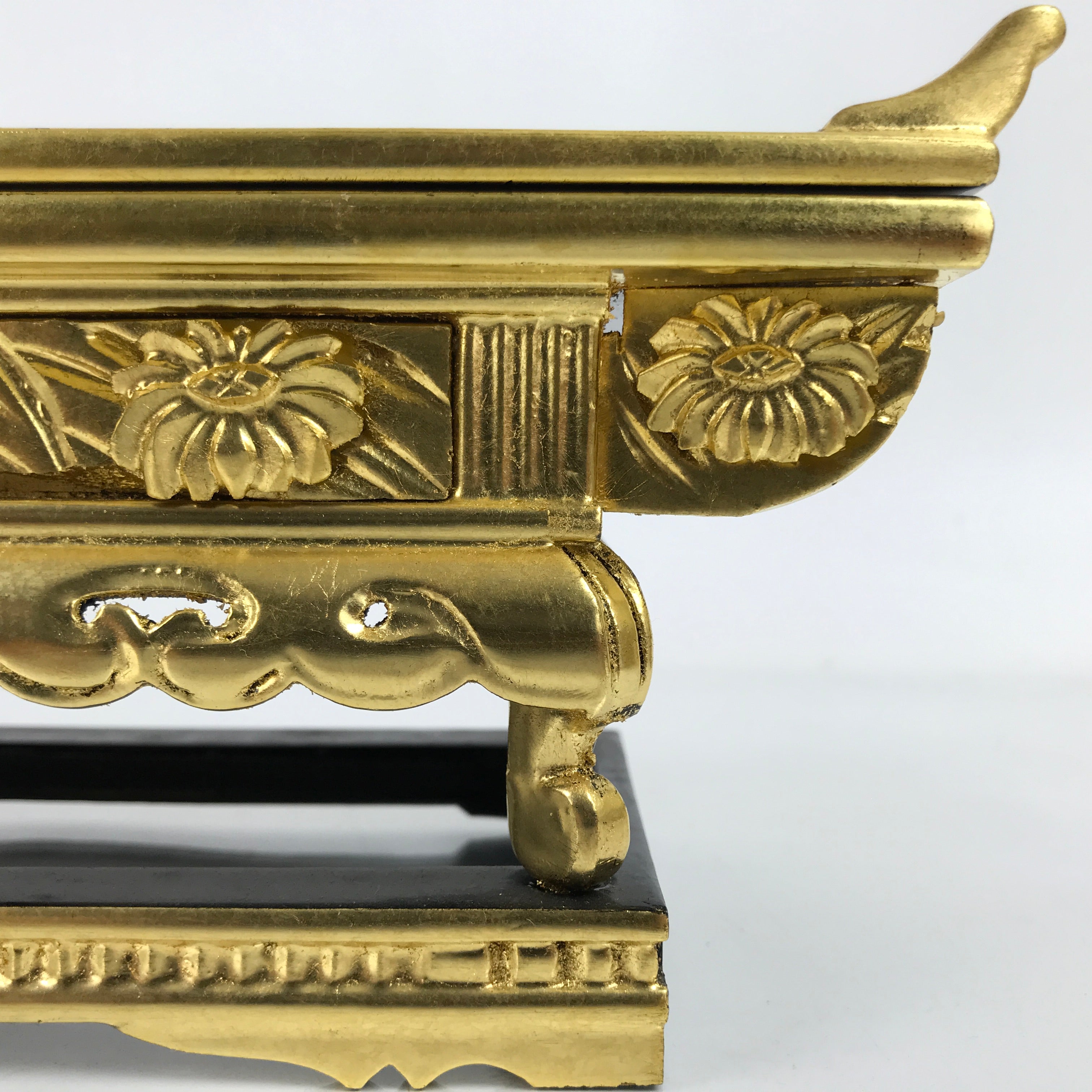 Japanese Buddhist Altar Wood Lacquer Offering Table Vtg Maejoku Black Gold BA350