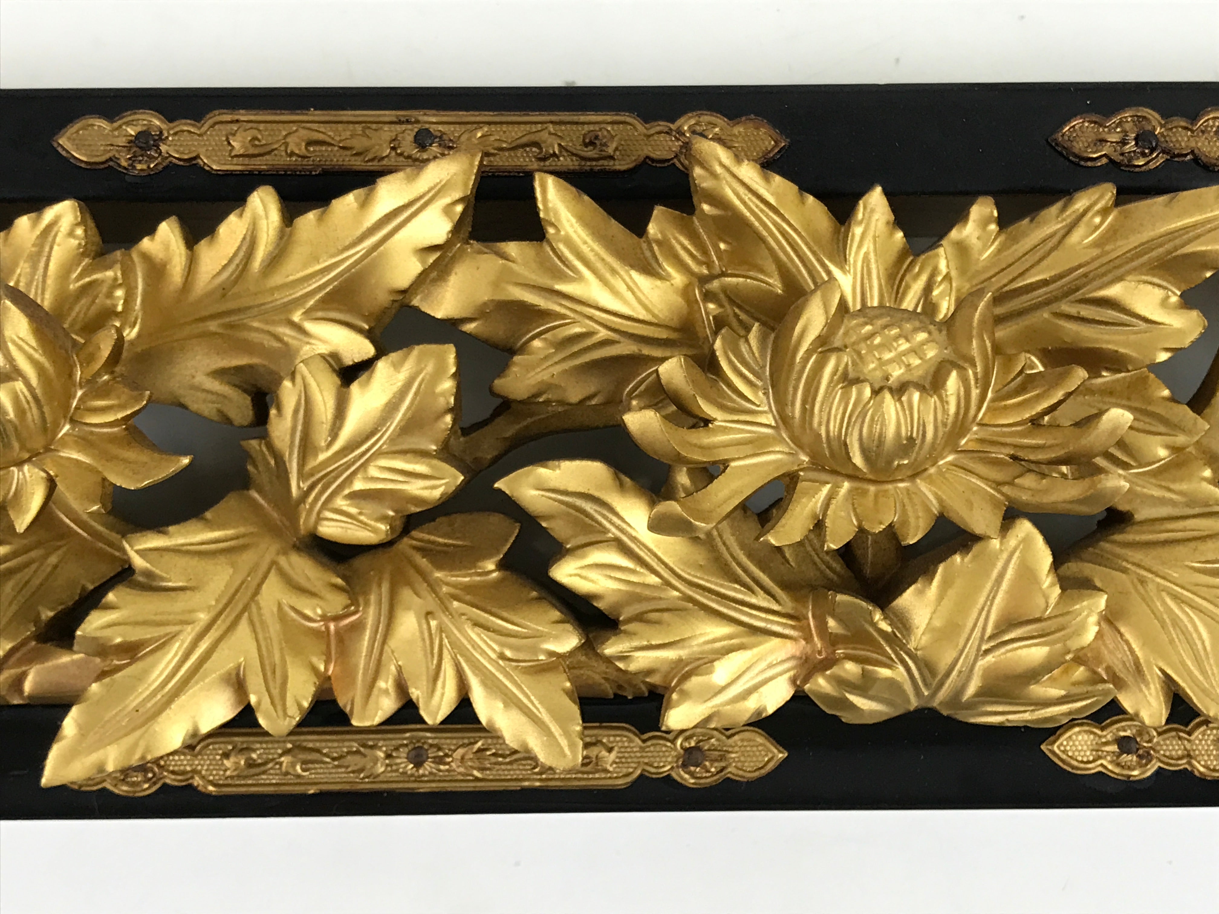 Japanese Buddhist Altar Wood Lacquer Part Vtg Gilt Carved Peony Botan Gold BA427