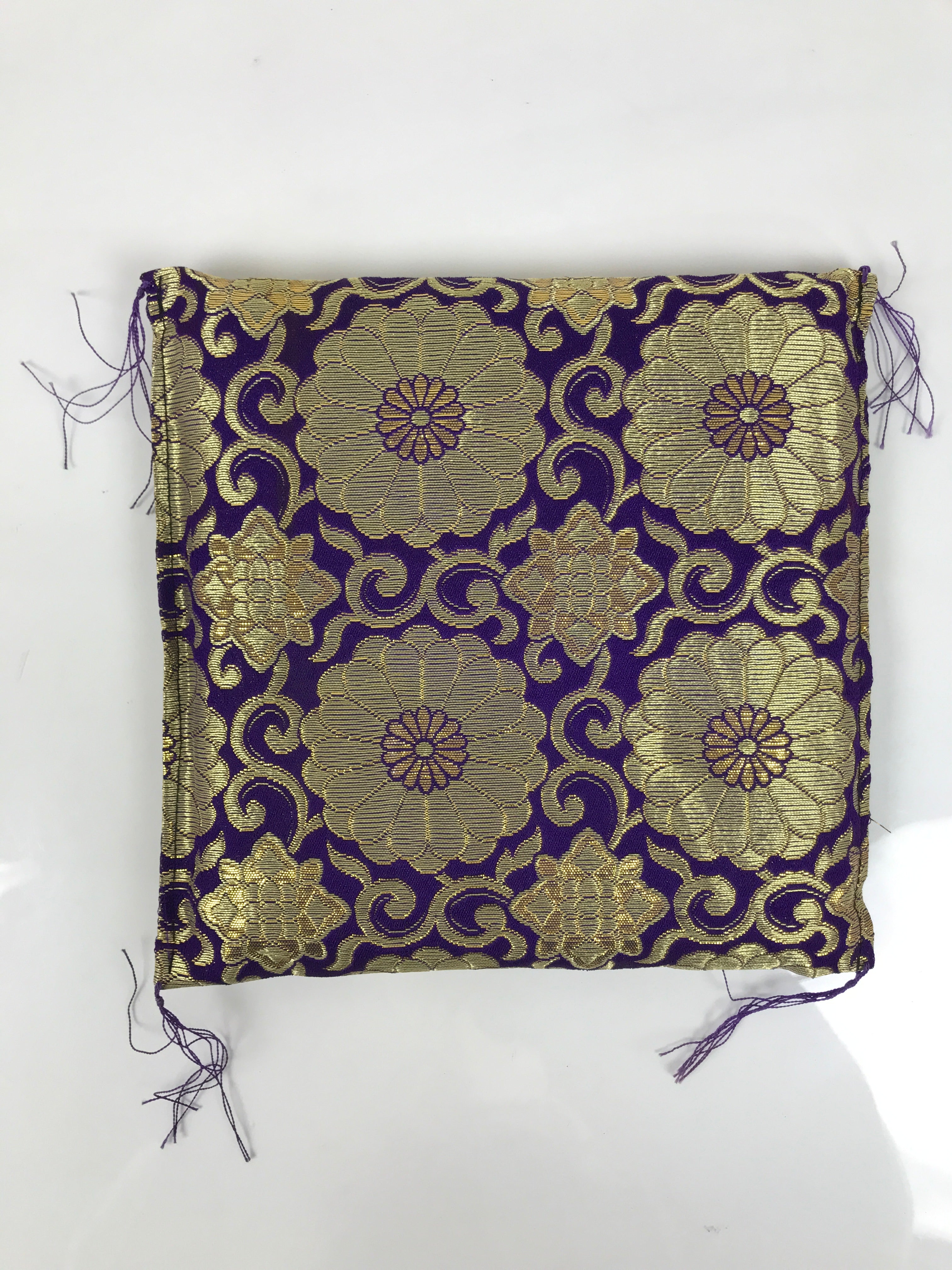Japanese Buddhist Decorative Fabric Pillow Vtg Purple Gold Chrysanthemum BA879