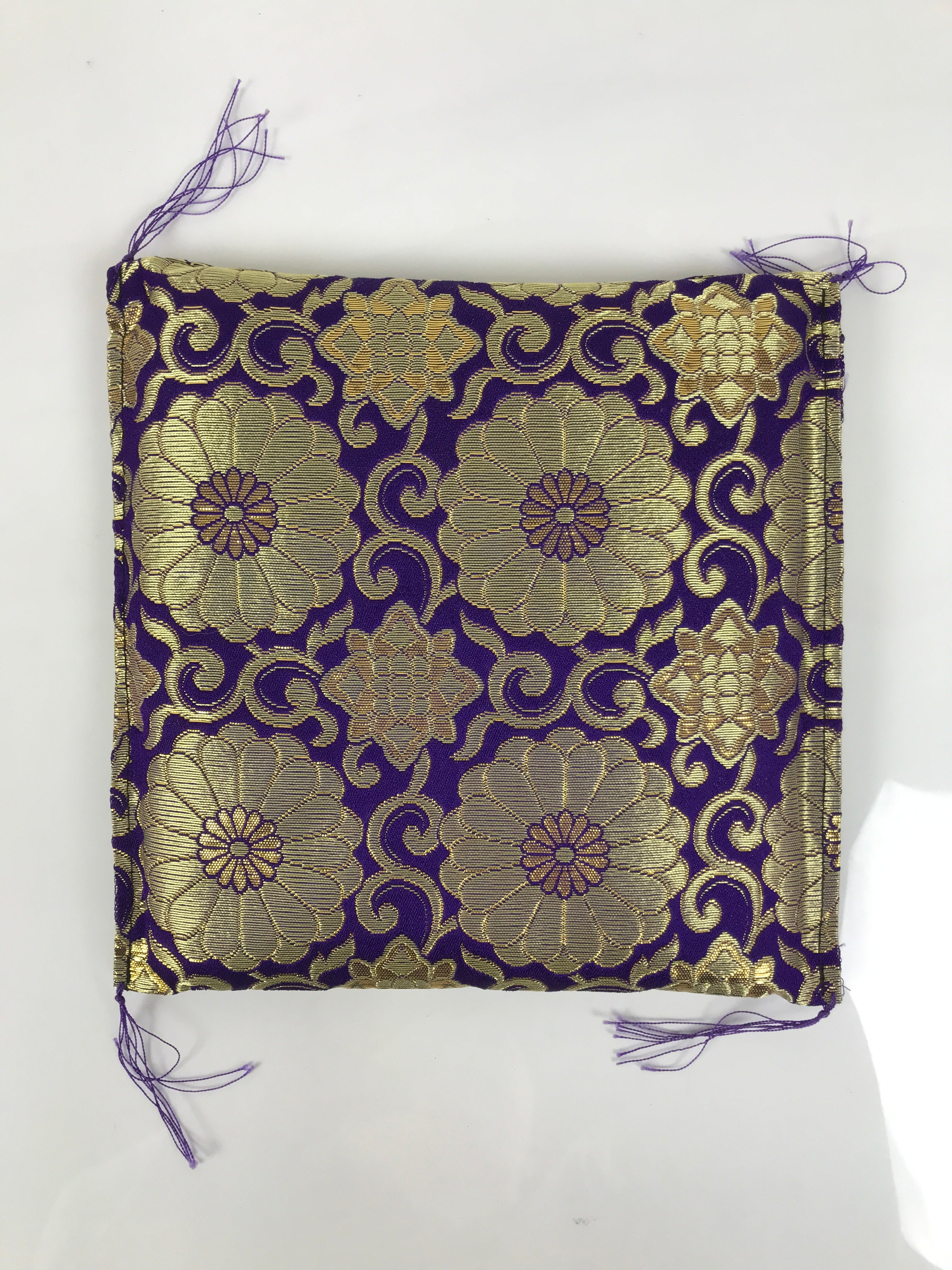 Japanese Buddhist Decorative Fabric Pillow Vtg Purple Gold Chrysanthemum BA880