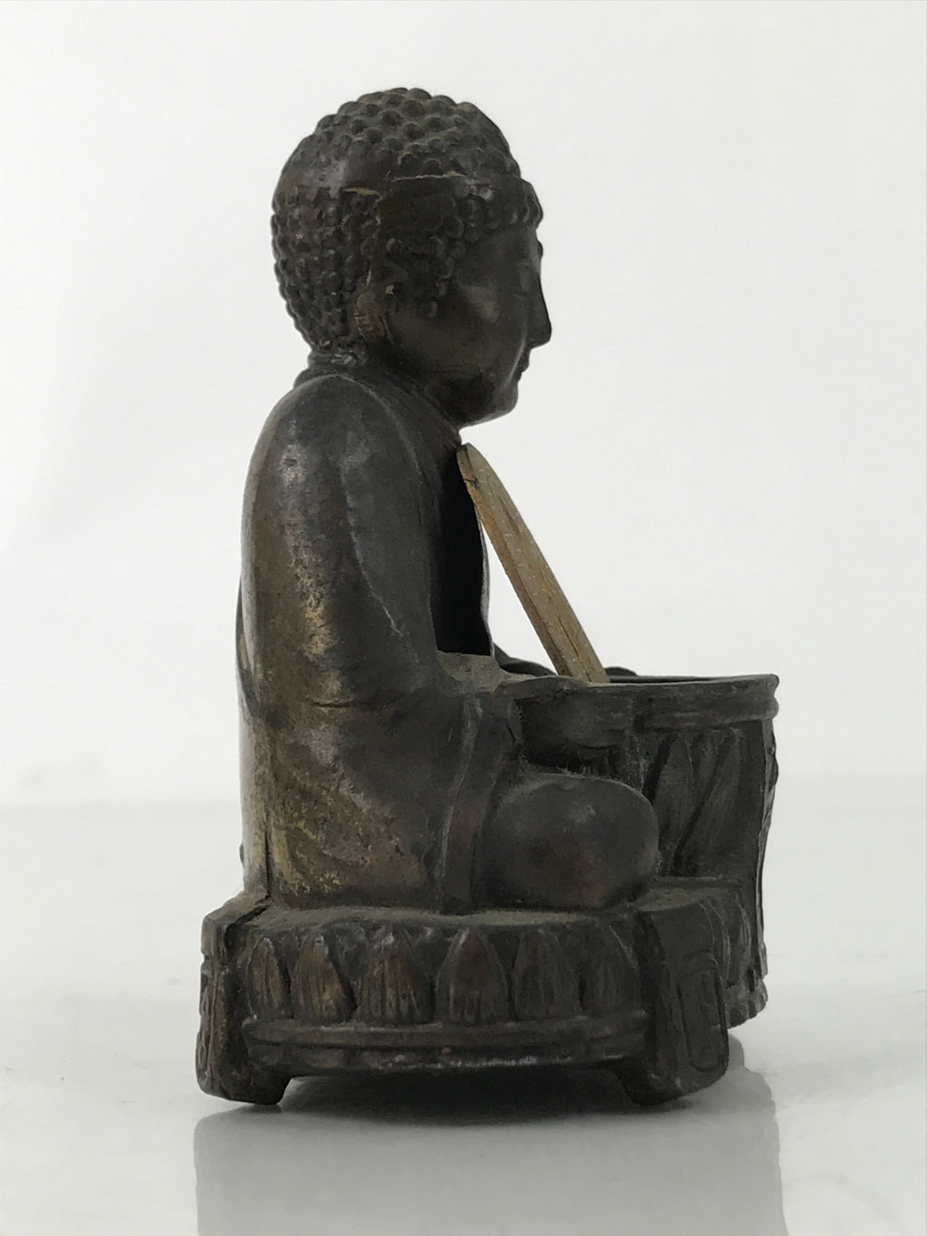 Japanese Buddhist Metal Statue Buddha Shaka Nyorai Altar Fiting Coin Brown BA550