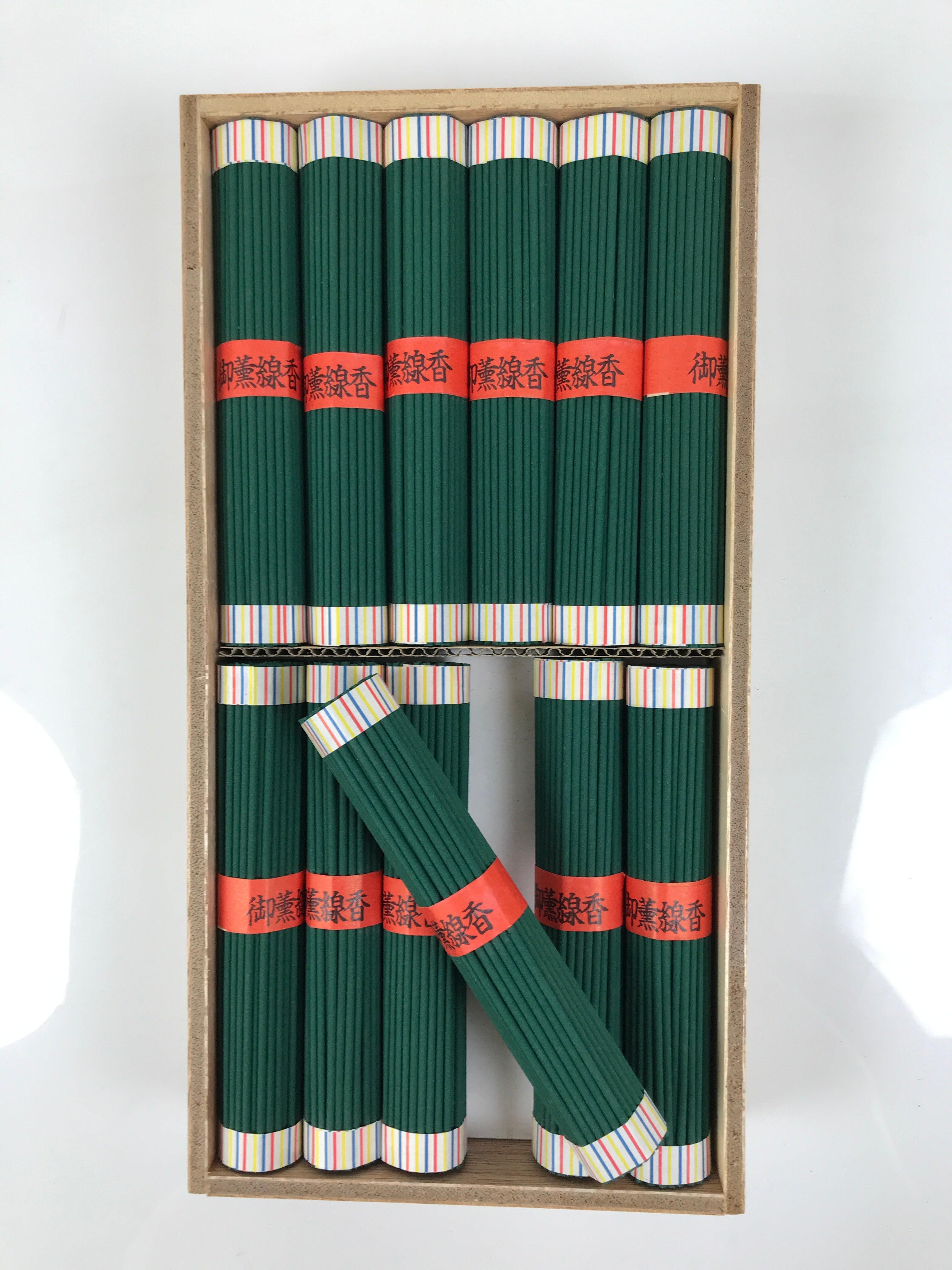 Japanese Buddhist Offer Incense Sticks Senko Vtg Wooden Boxed Green Oko IN40