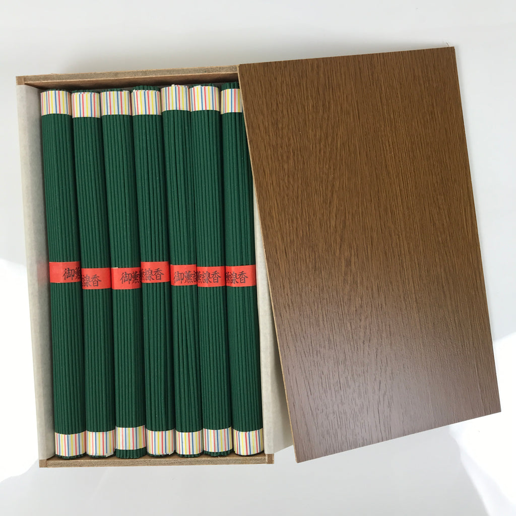 Japanese Buddhist Offer Incense Sticks Senko Vtg Wooden Boxed Green Oko IN42
