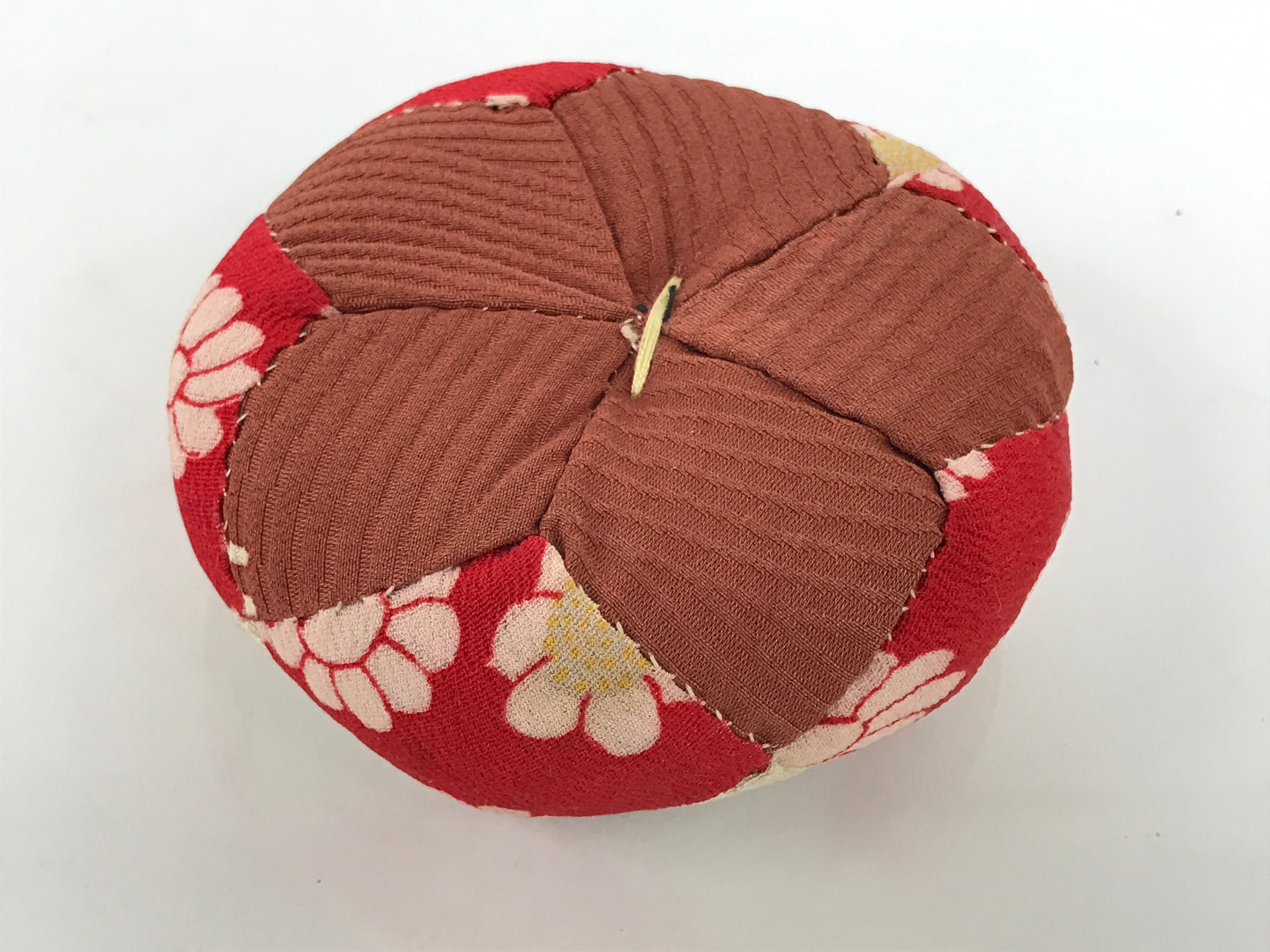 Japanese Buddhist Orin Bell Singing Bowl Fabric Pillow Red Chrysanthemum BA894