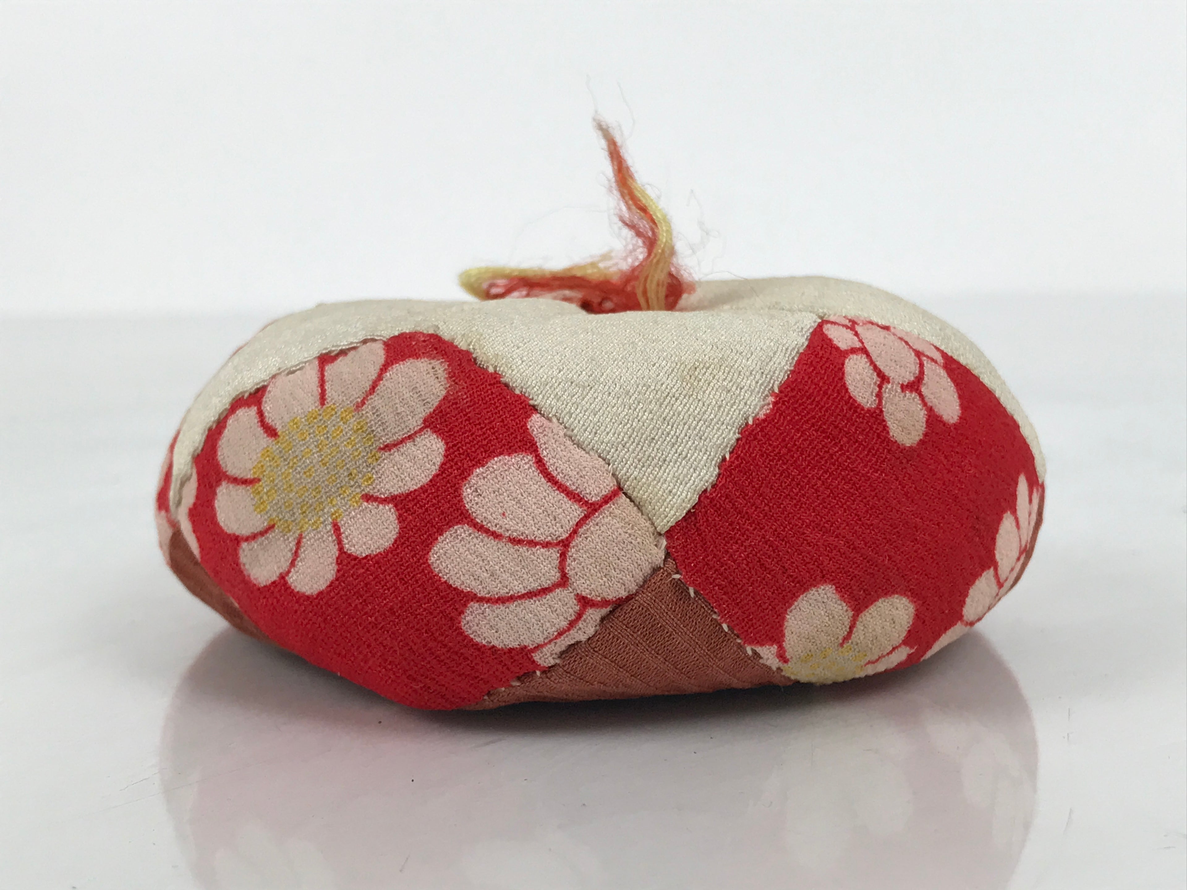 Japanese Buddhist Orin Bell Singing Bowl Fabric Pillow Red Chrysanthemum BA894