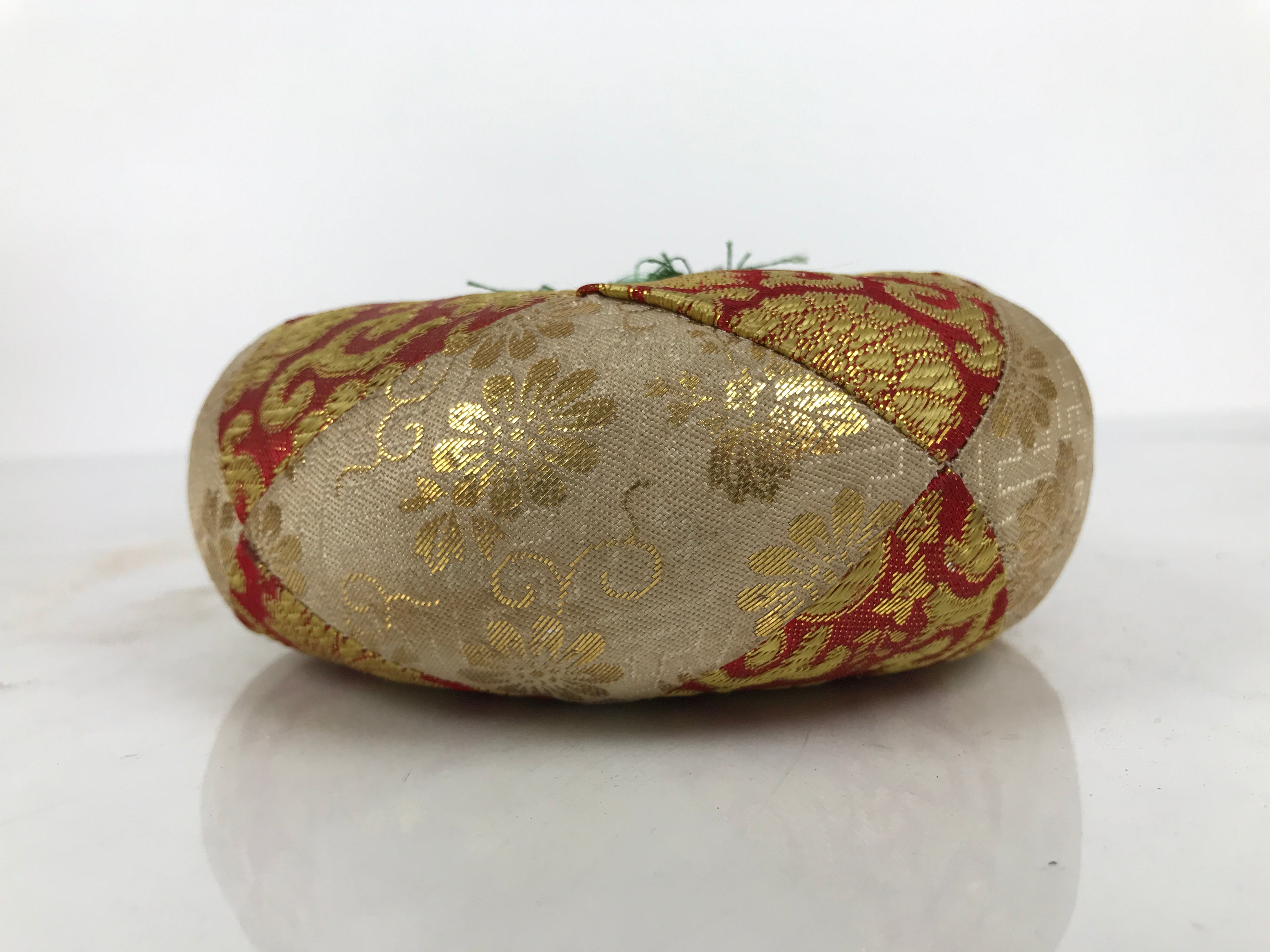 Japanese Buddhist Orin Bell Singing Bowl Fabric Pillow Vtg Beige Red Gold BA891